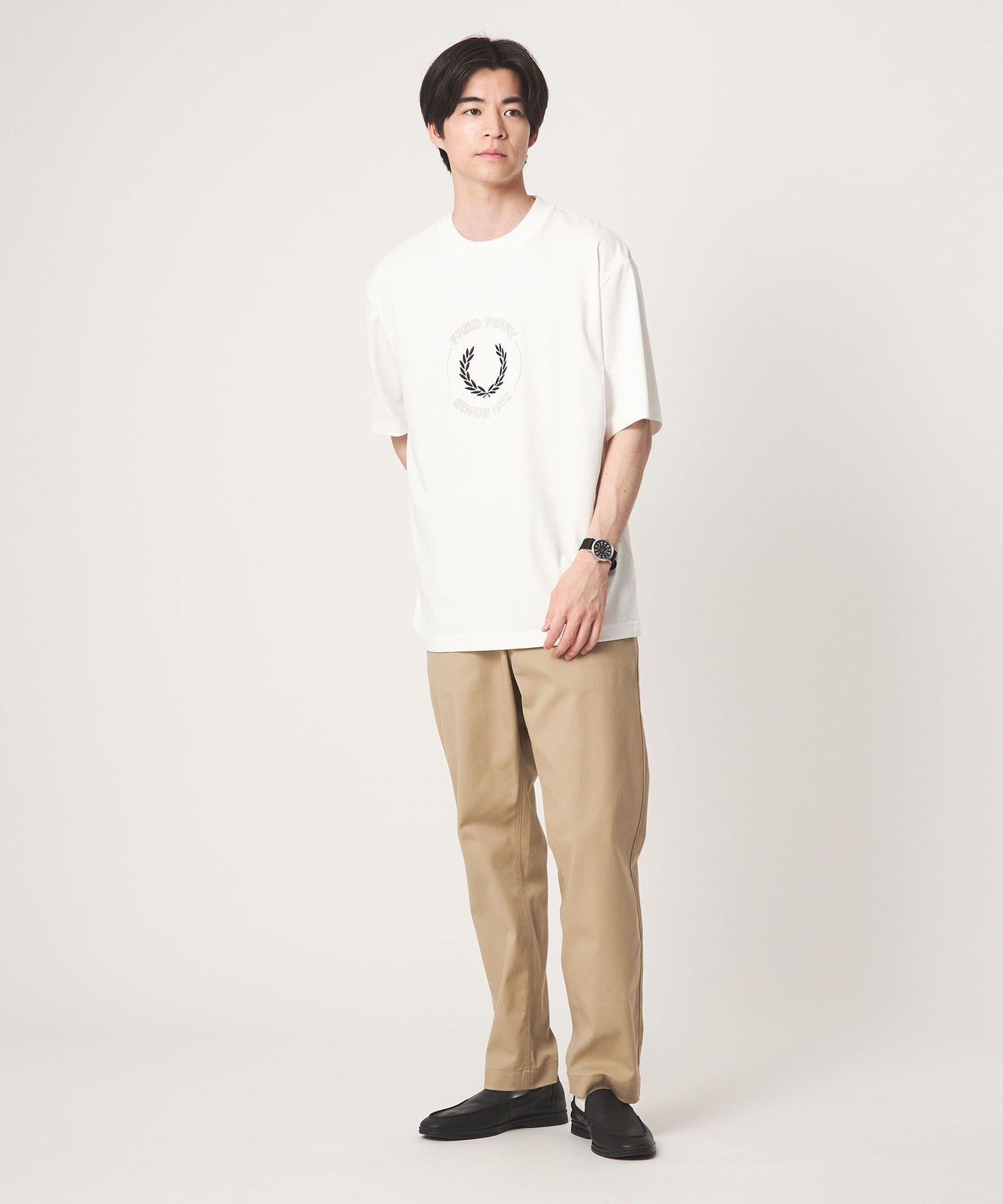 32174000100-d02.jpg