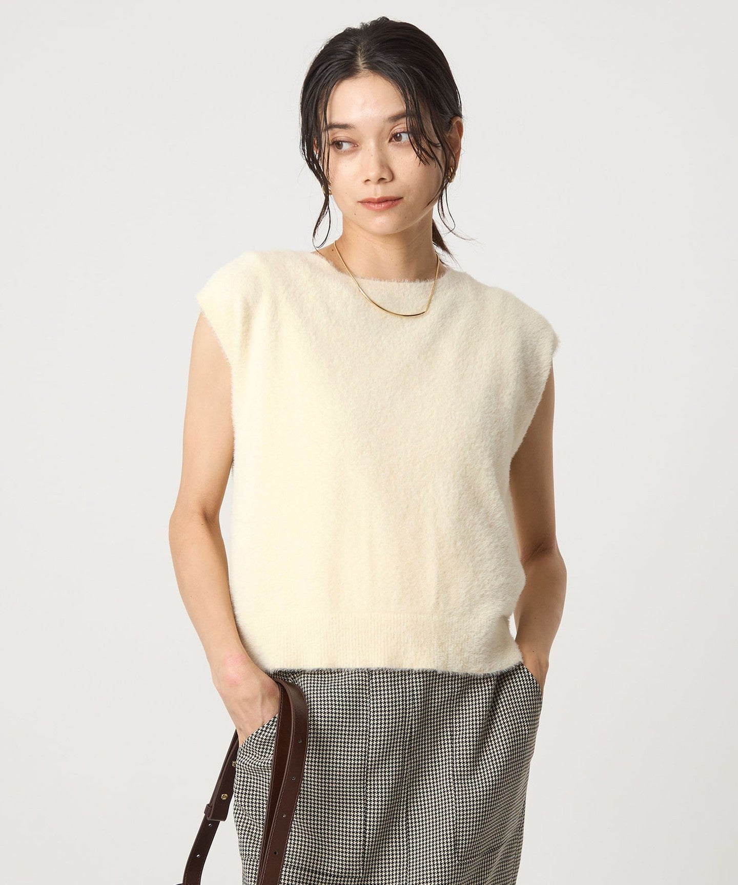 35181050417-d15.jpg