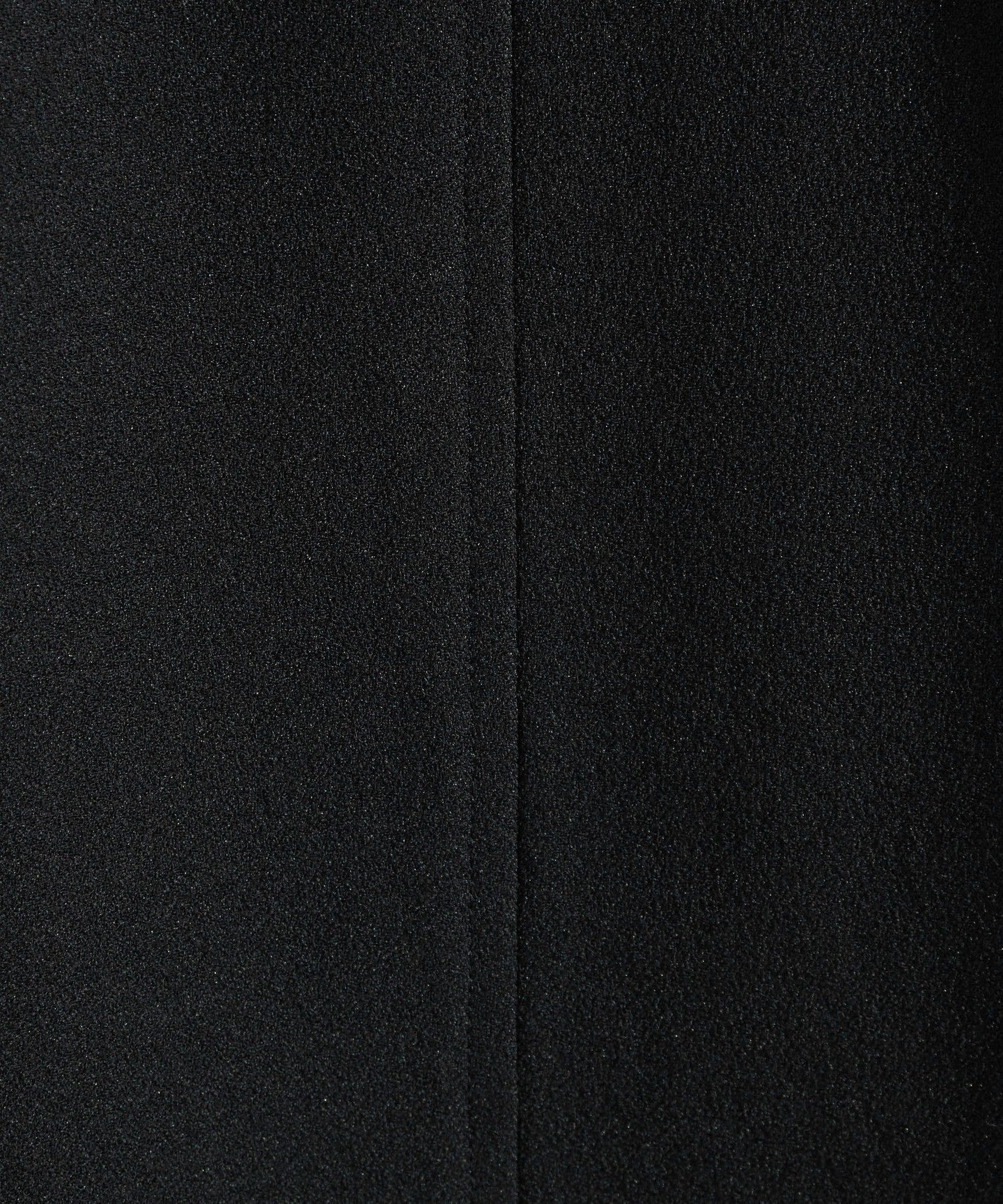 35241622403-d23.jpg