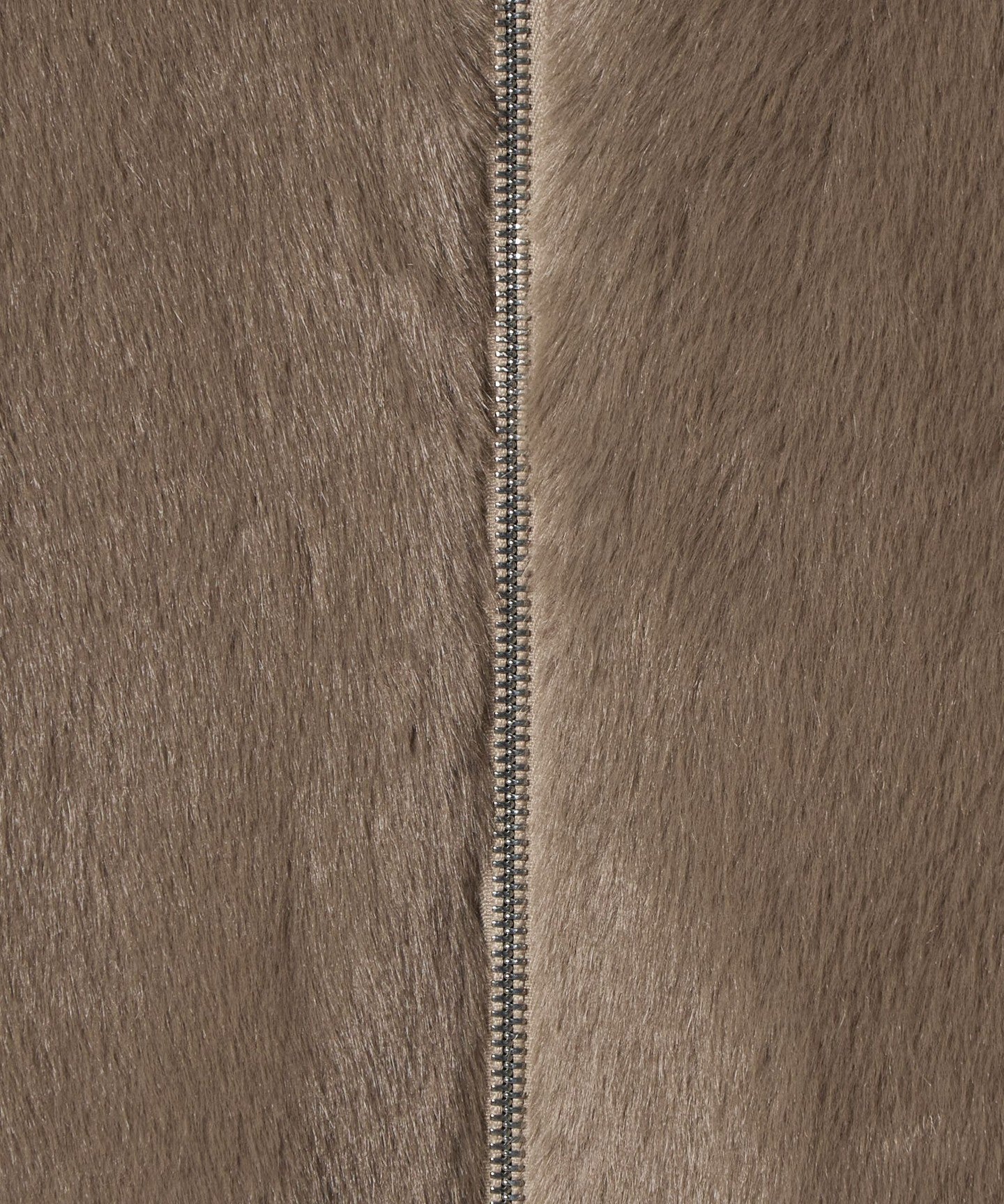 35251060959-d32.jpg