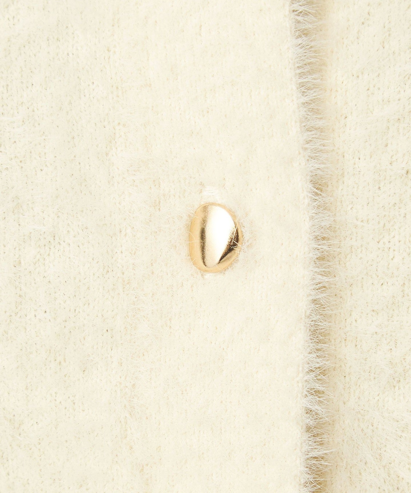 35281000020-d27.jpg