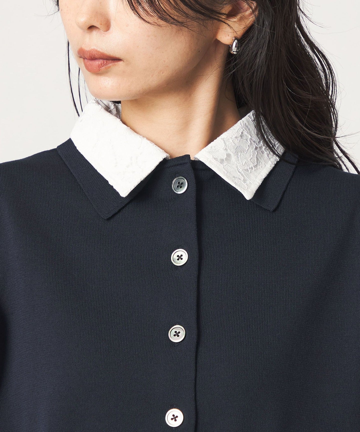 35281000032-d16.jpg