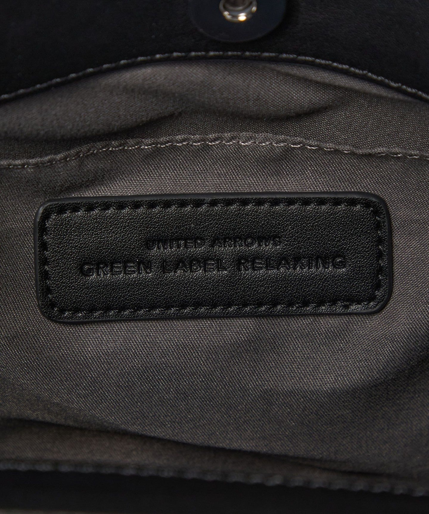 35326000016-d25.jpg