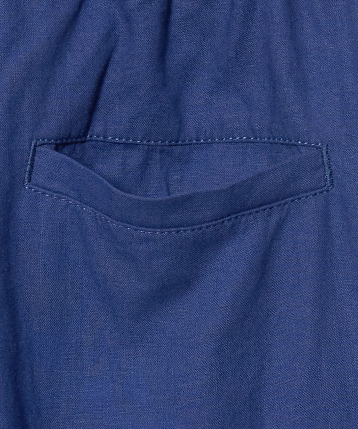 36141000124-d15.jpg
