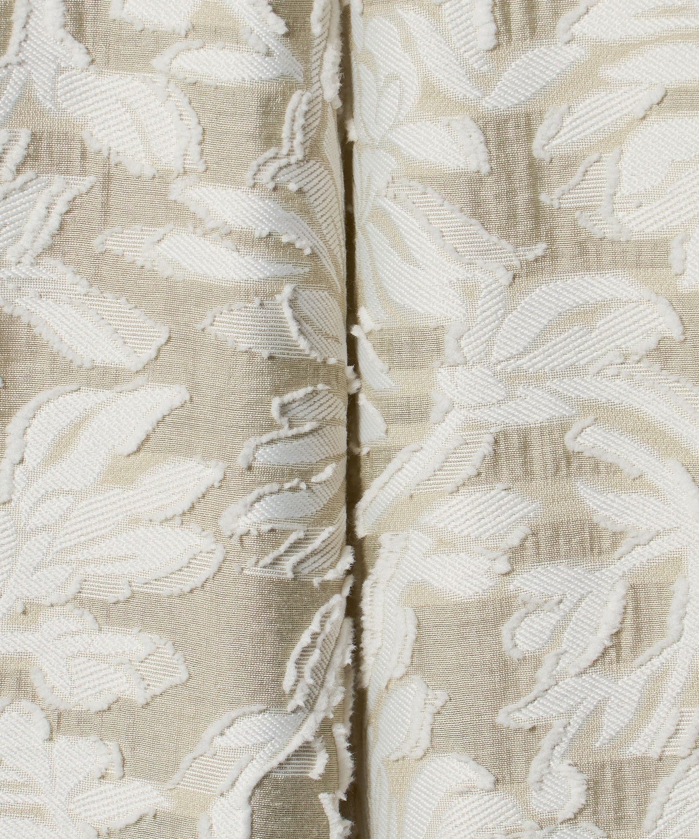 36146000009-d22.jpg