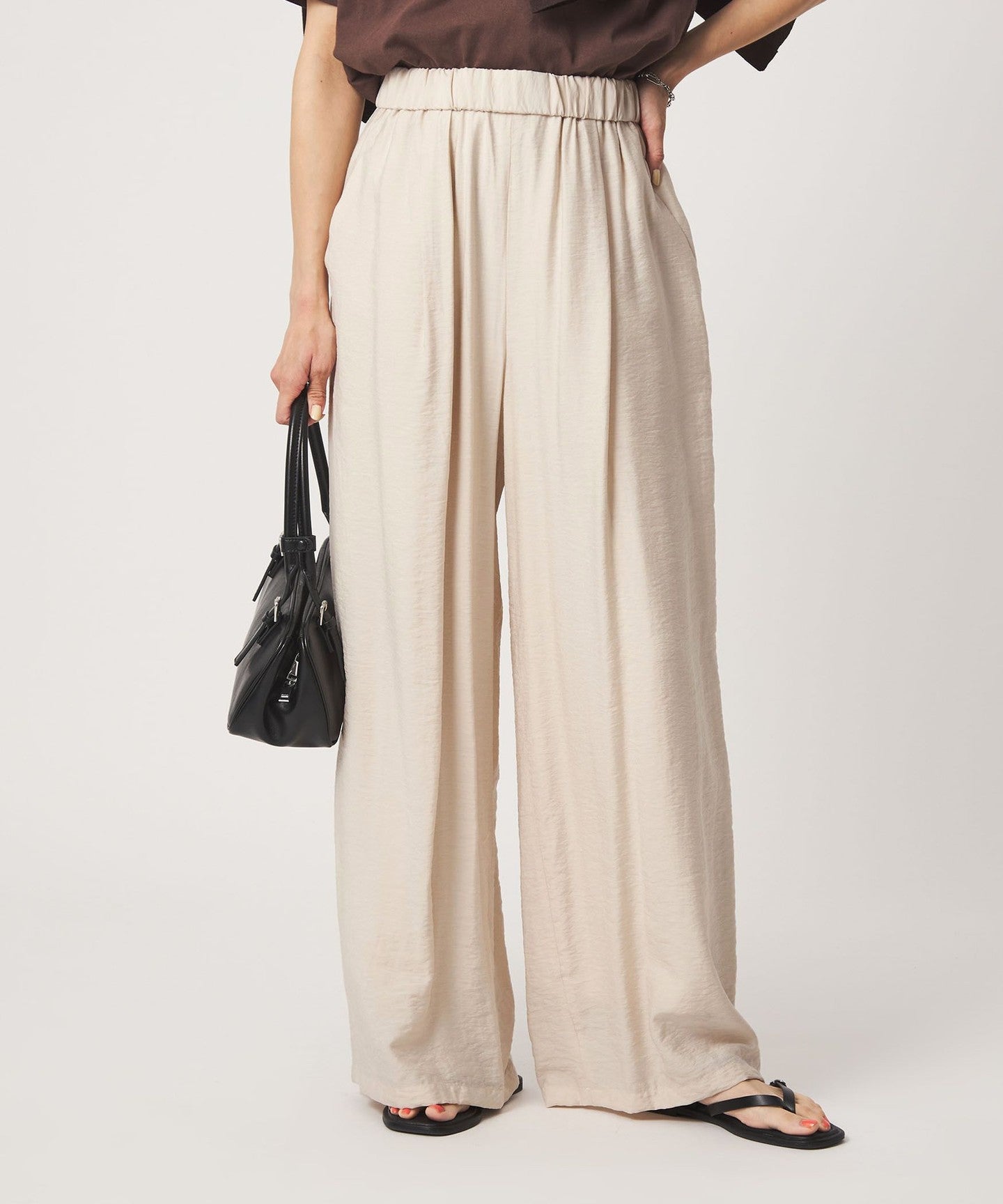 36146000010-d09.jpg