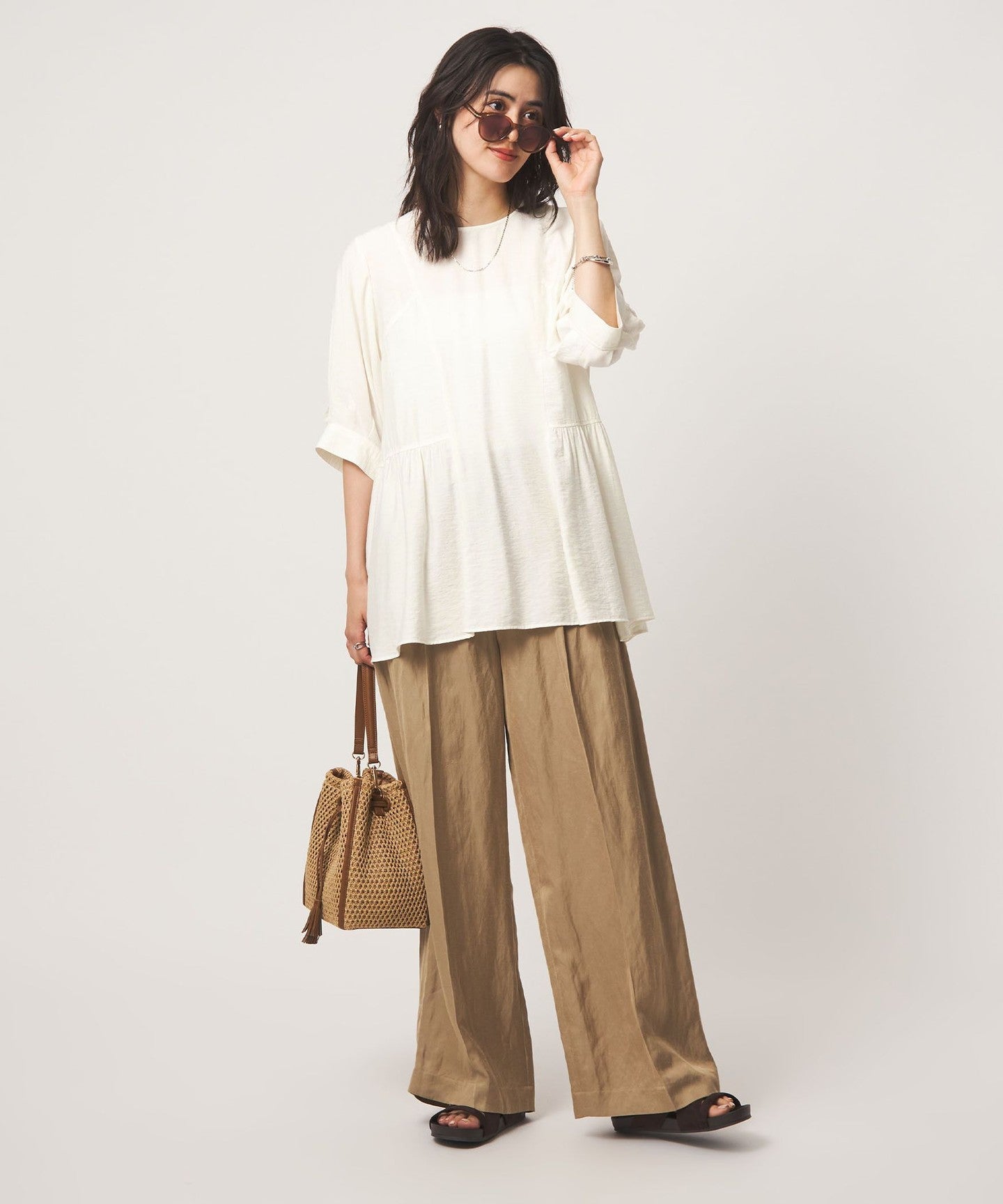 36161000024-d12.jpg