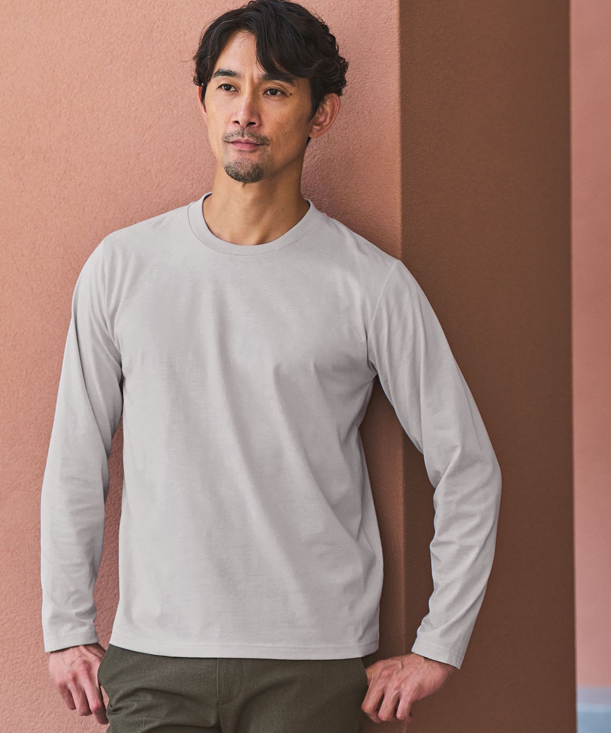 WEB Exclusive JUST fit Crew Neck Long Sleeve T-Shirt - Moisture-Wicking & Anti-Bacterial