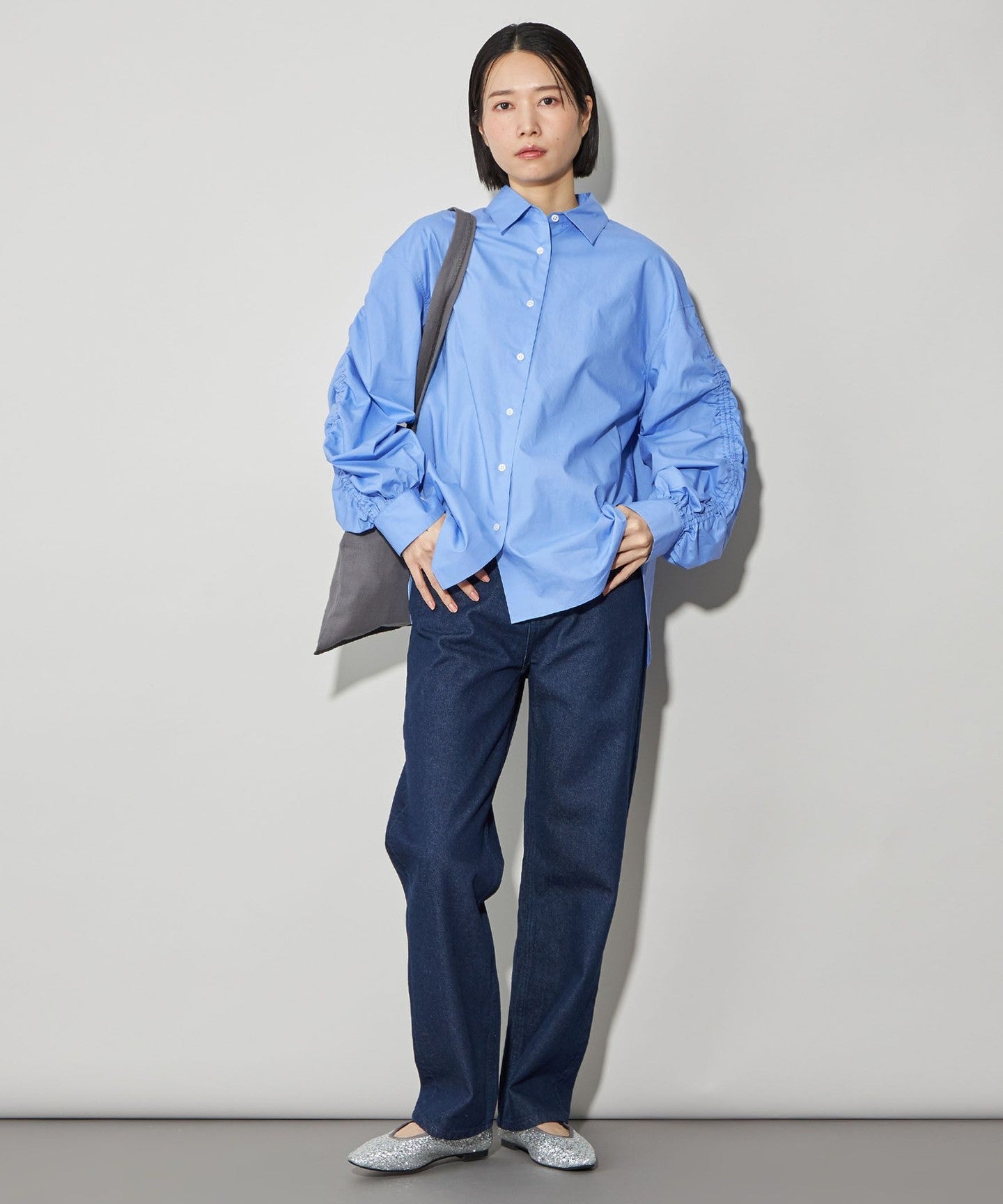 42116990063-d04.jpg