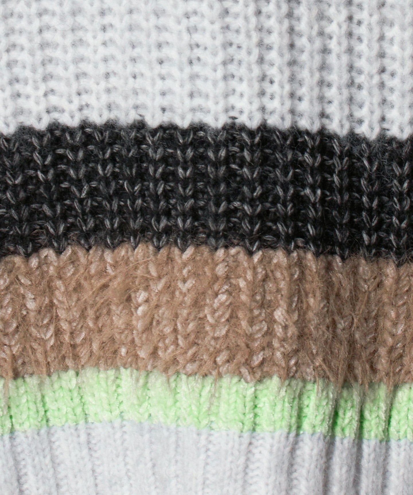 42136000013-d13.jpg