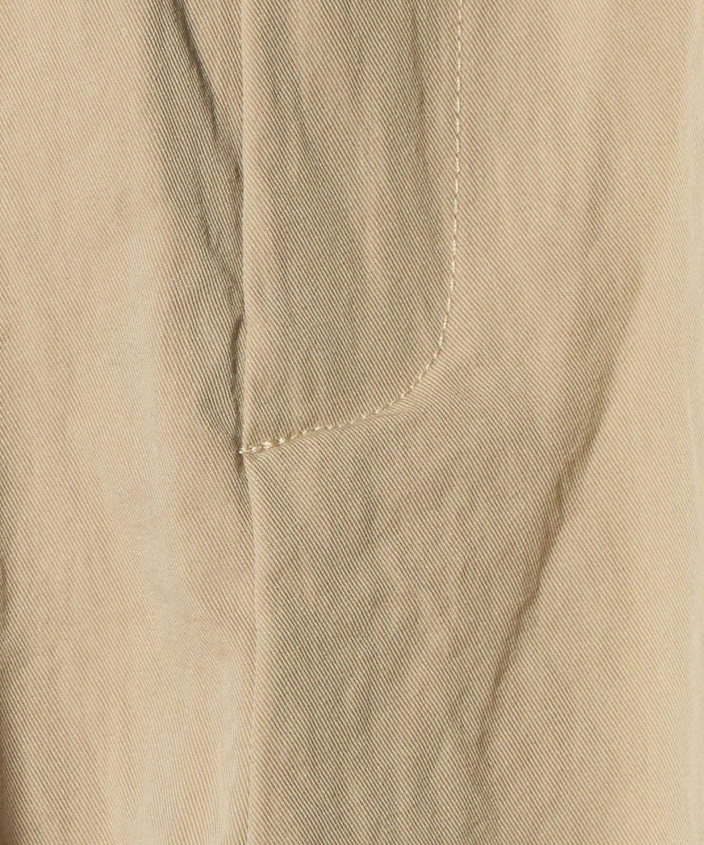42146000021-d17.jpg