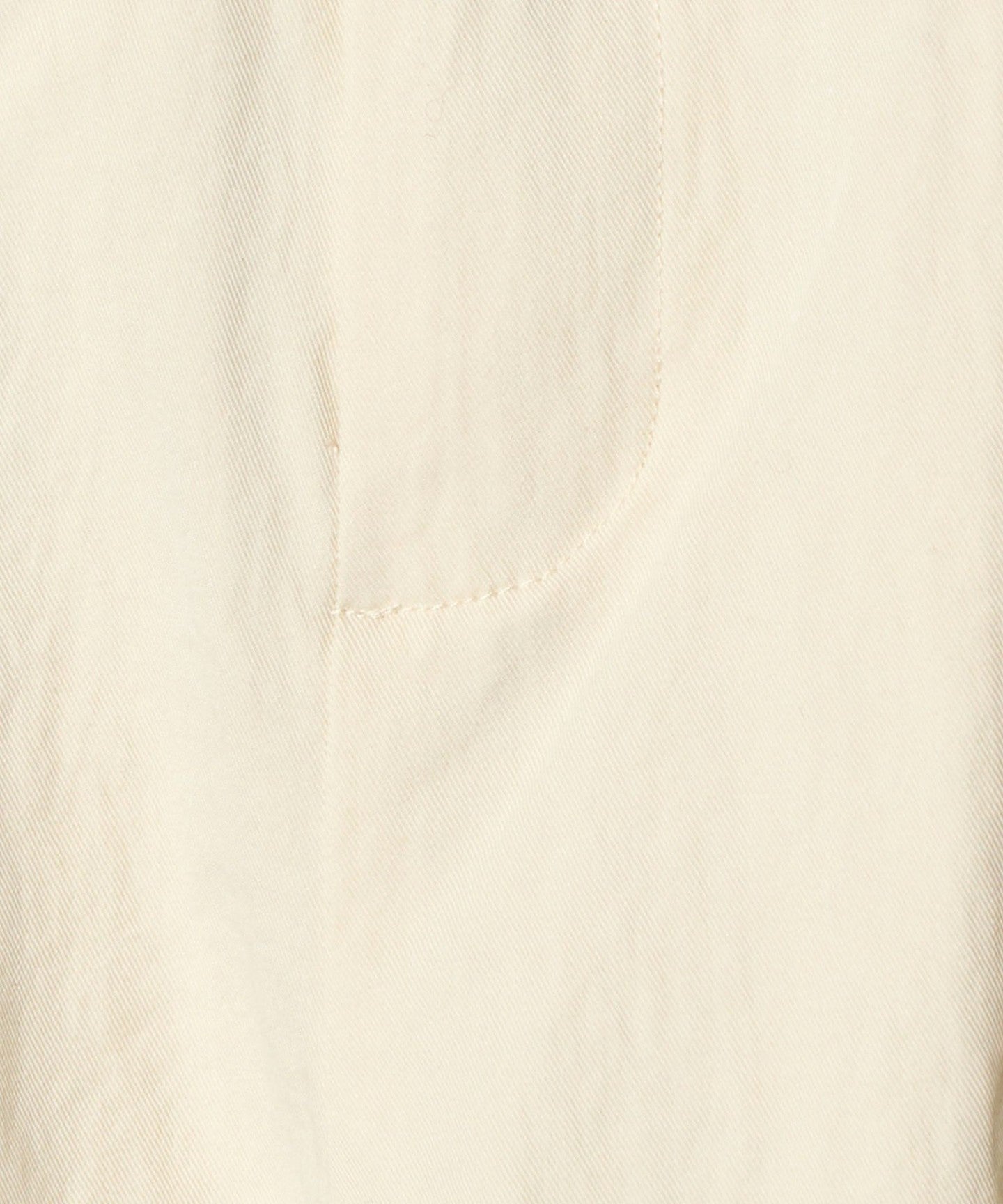 42146000021-d22.jpg