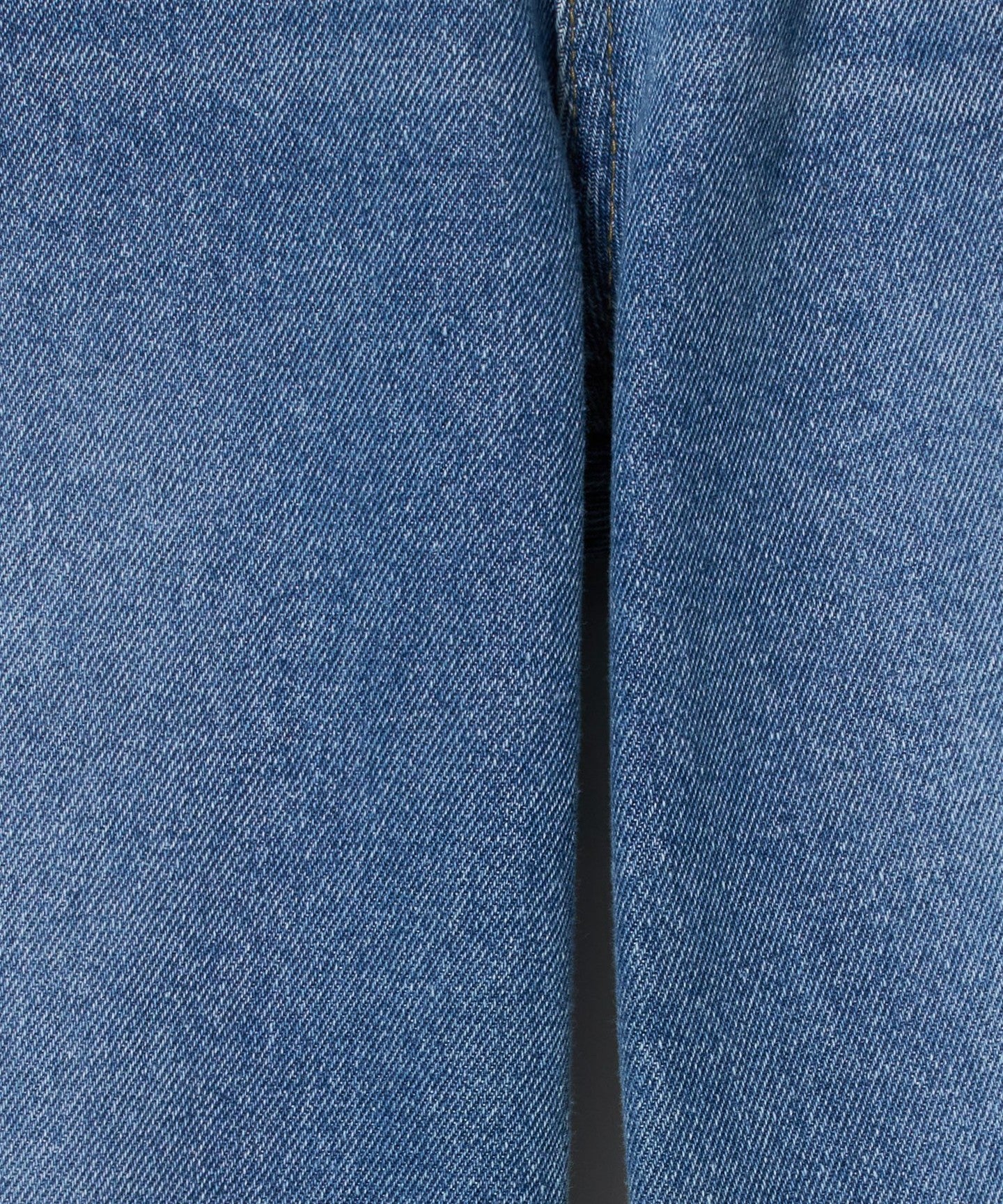 42146000058-d21.jpg