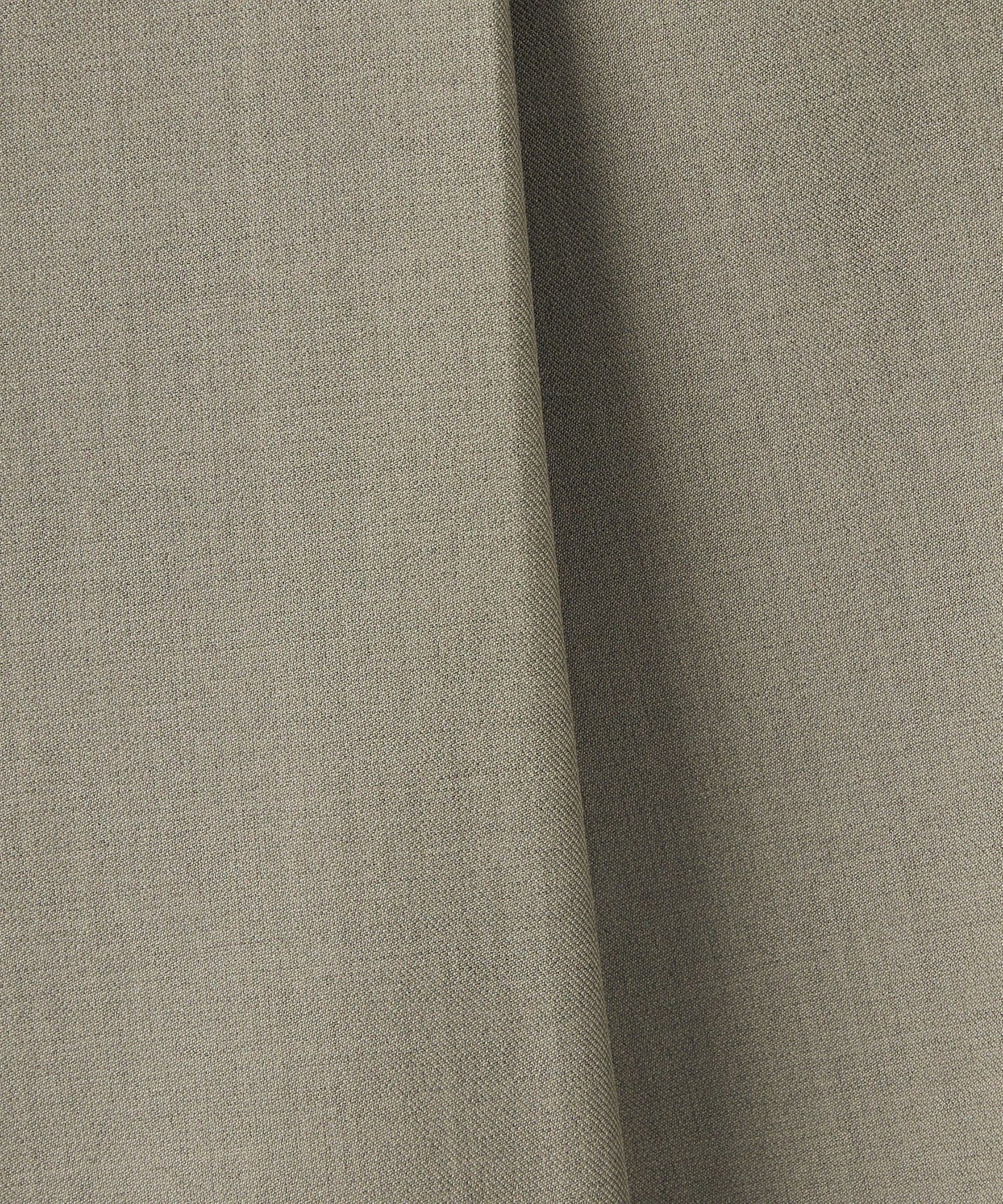42146990142-d17.jpg