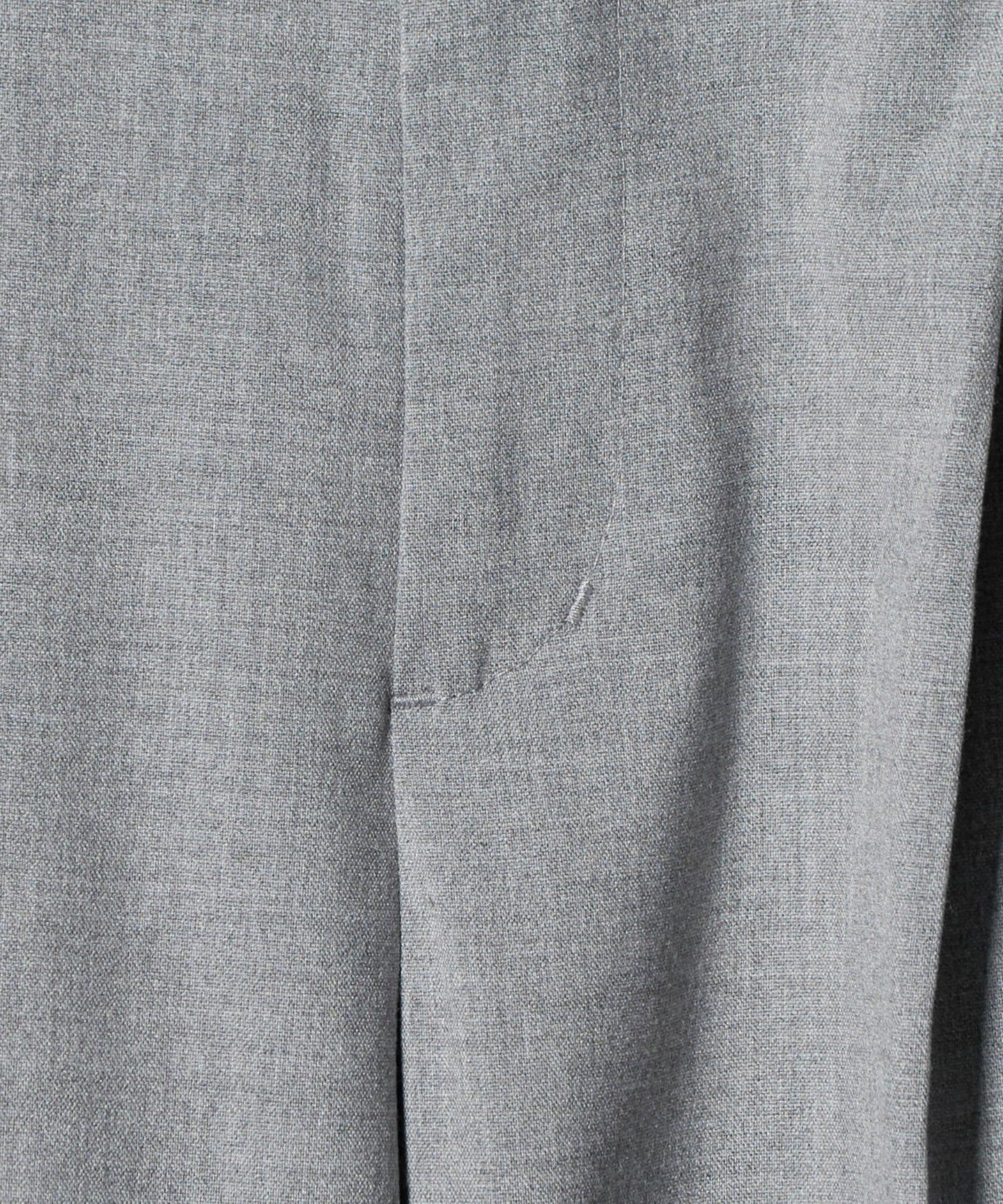 42146990167-d27.jpg