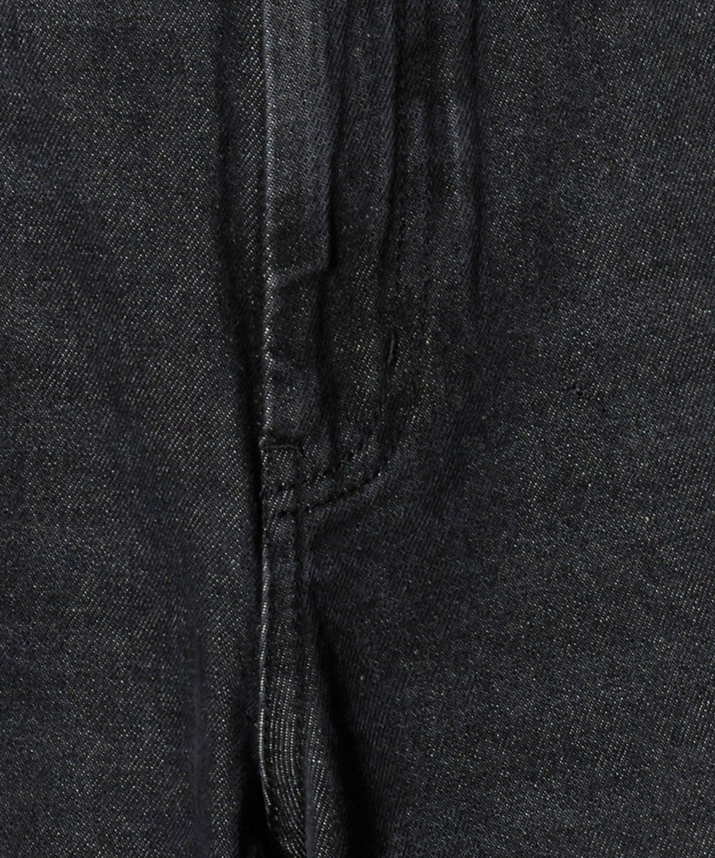 42146990171-d23.jpg