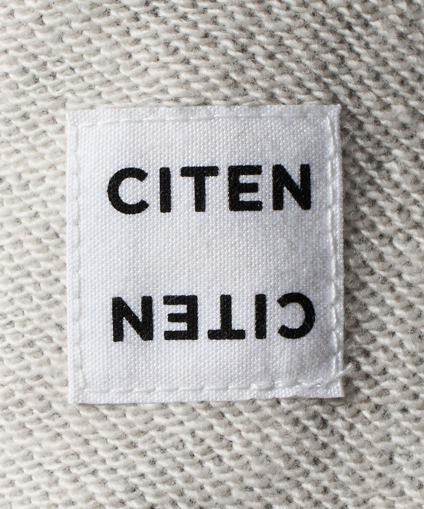 42246000003-d29.jpg