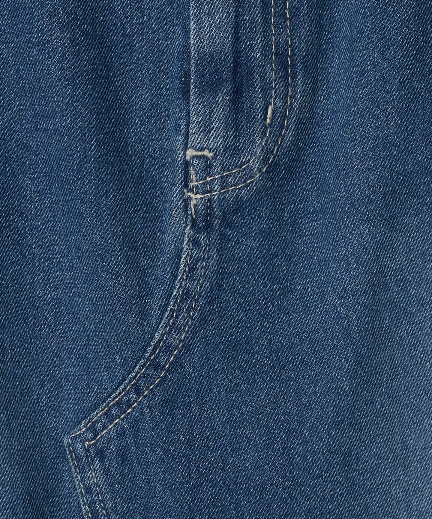 42246000005-d21.jpg
