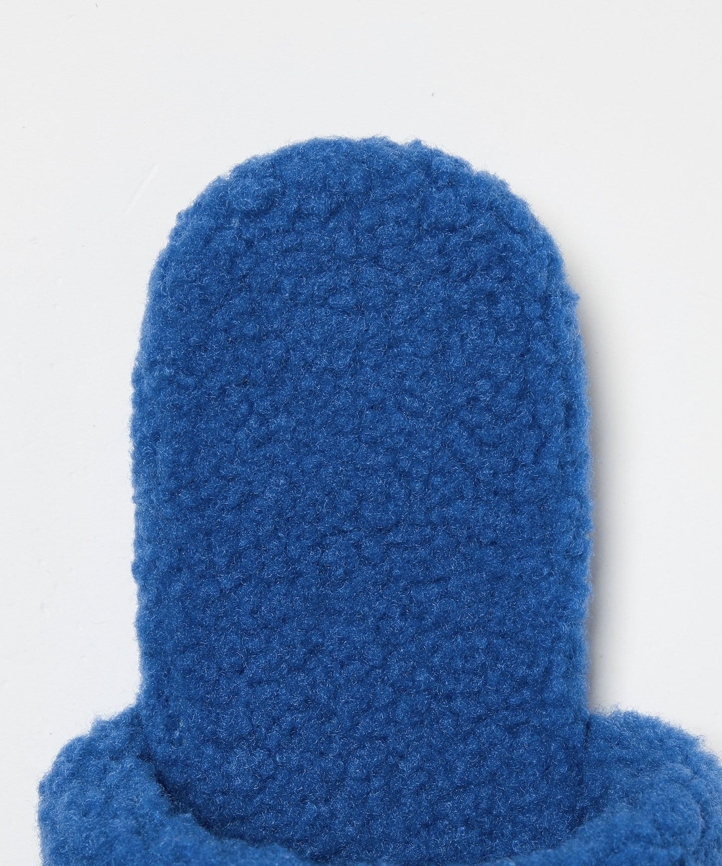 42316000008-d06.jpg