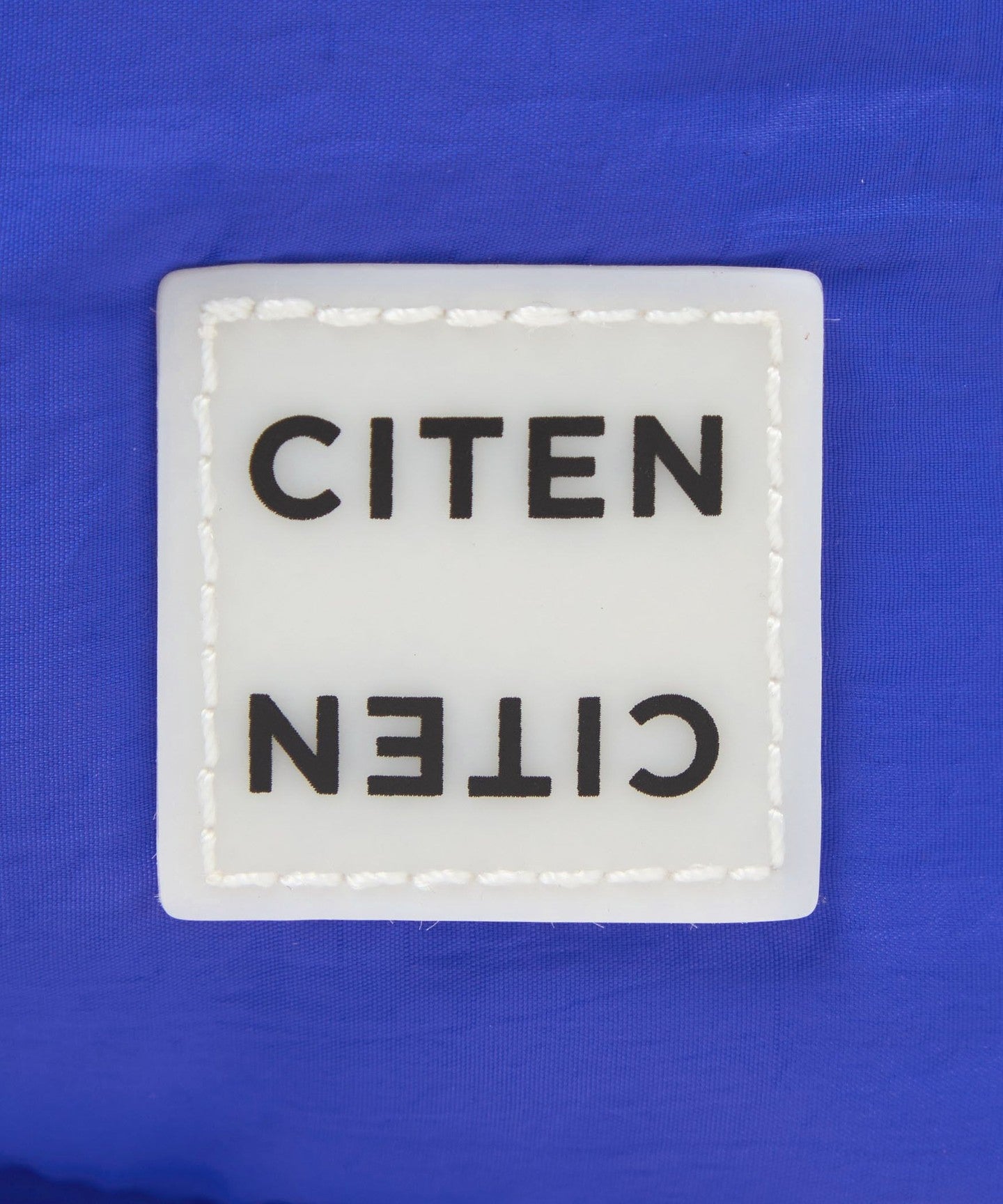 42326000017-d18.jpg