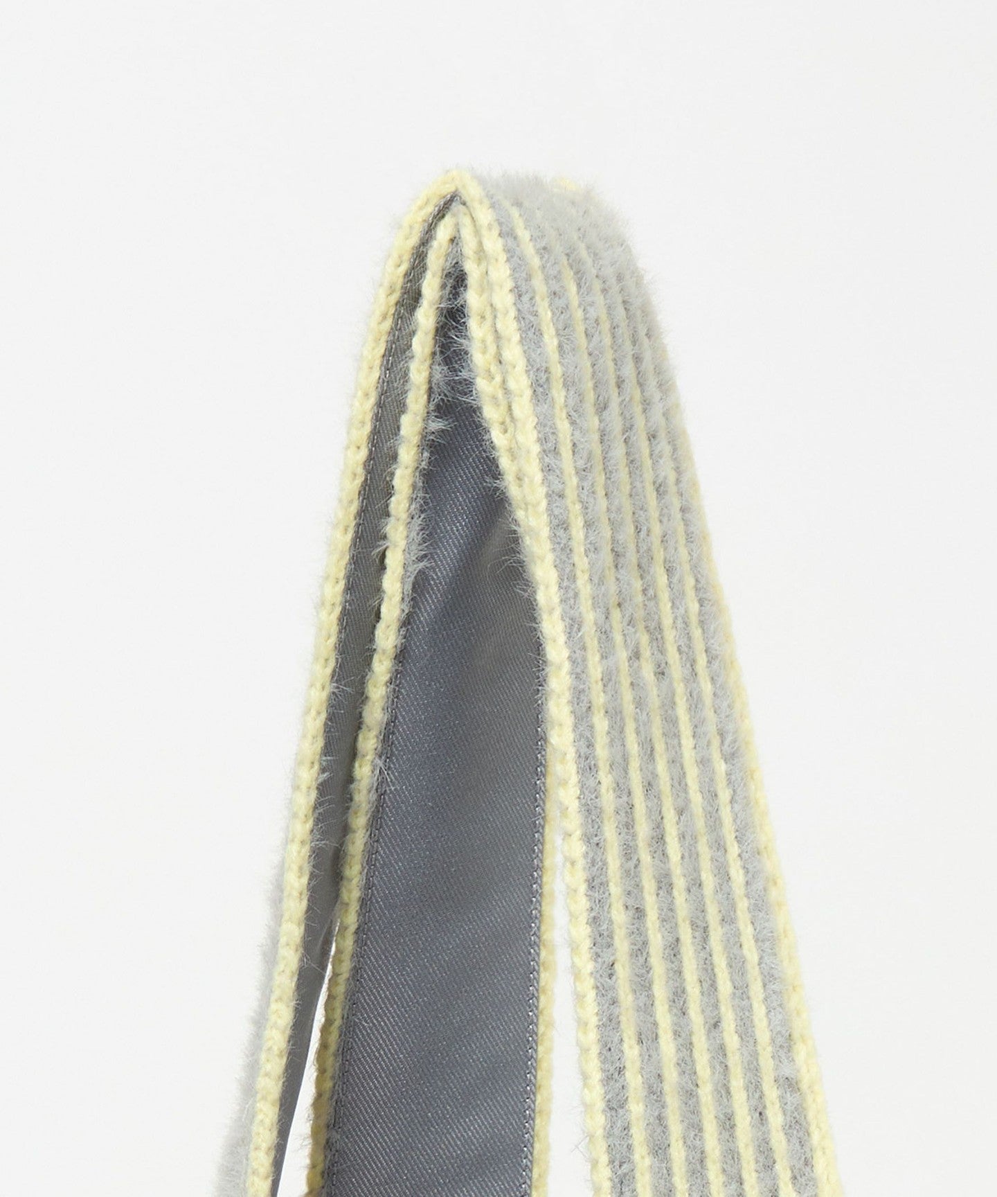 42326000019-d12.jpg