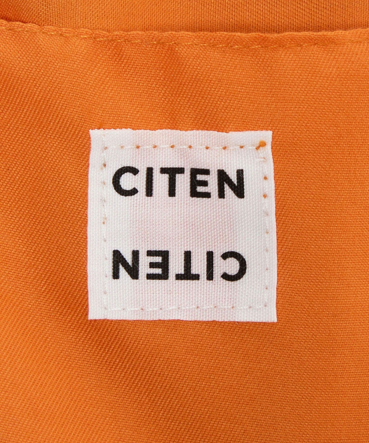 42326990232-d15.jpg