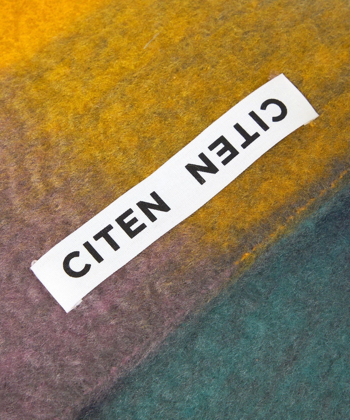42366000001-d06.jpg
