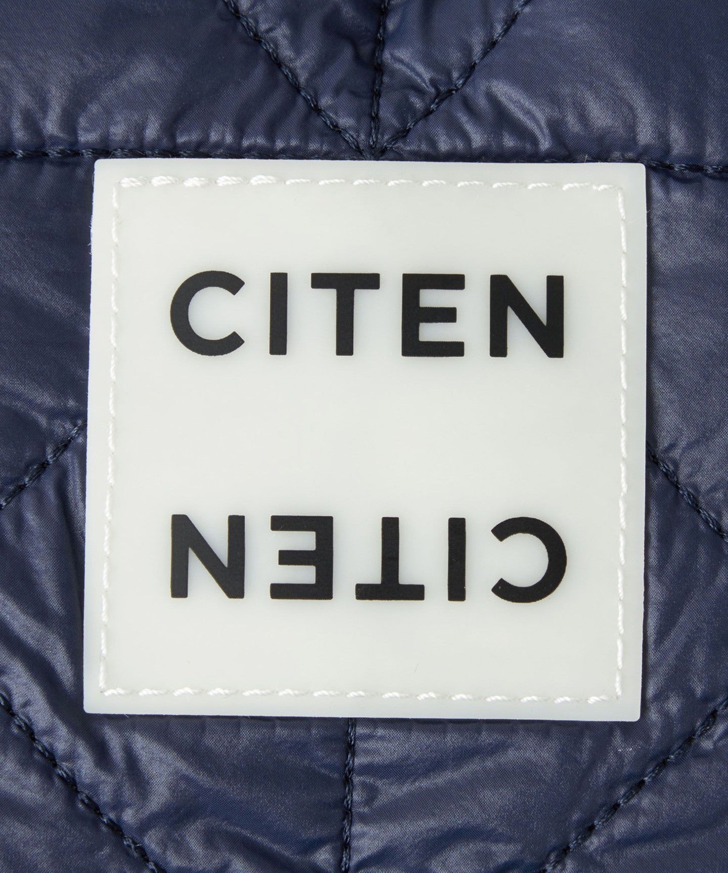 42496990045-d25.jpg