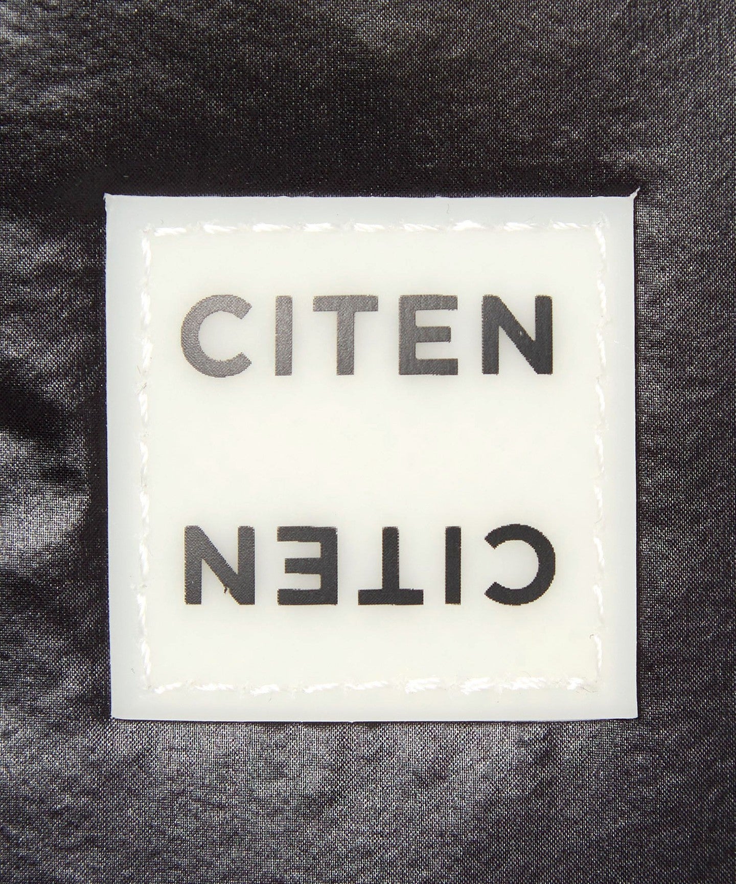 42496990119-d12.jpg