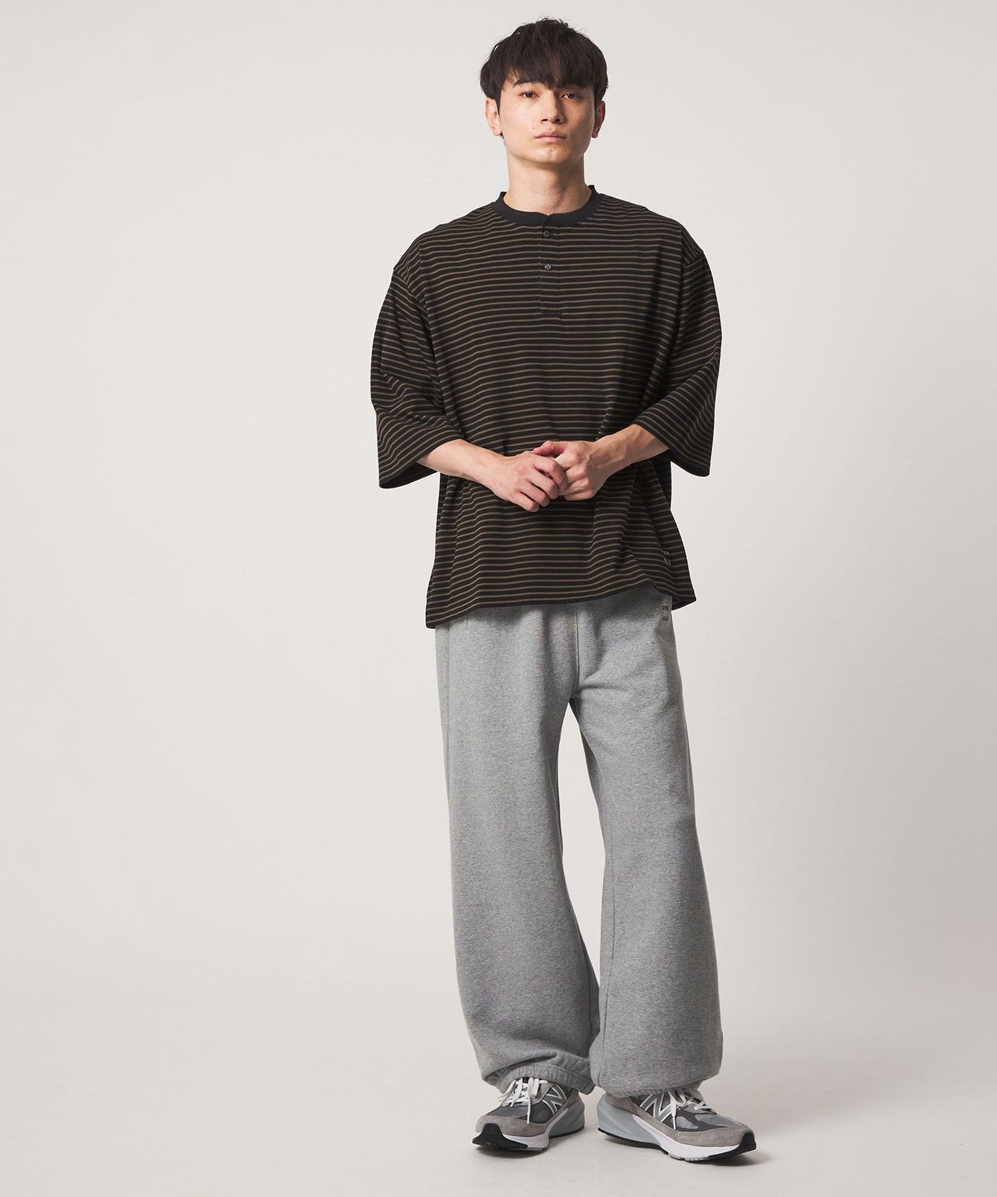 42521000016-d04.jpg