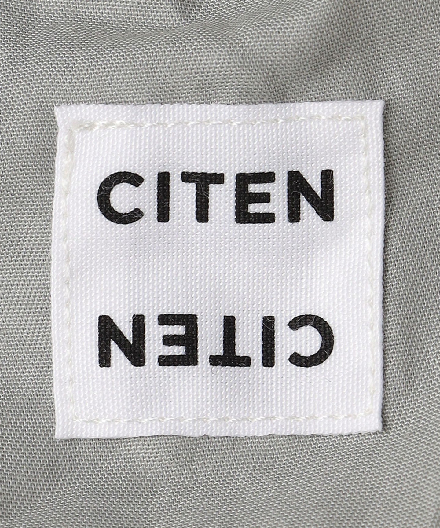 42546990104-d39.jpg