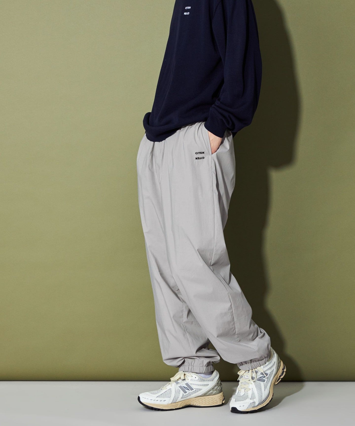 42546990117-15.jpg