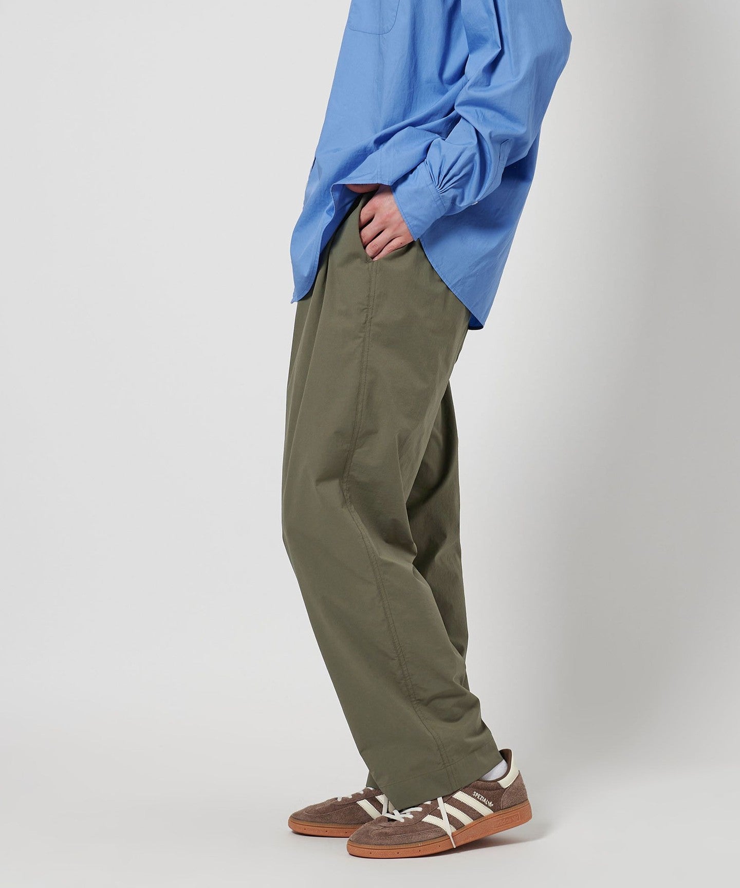 42546990143-d08.jpg