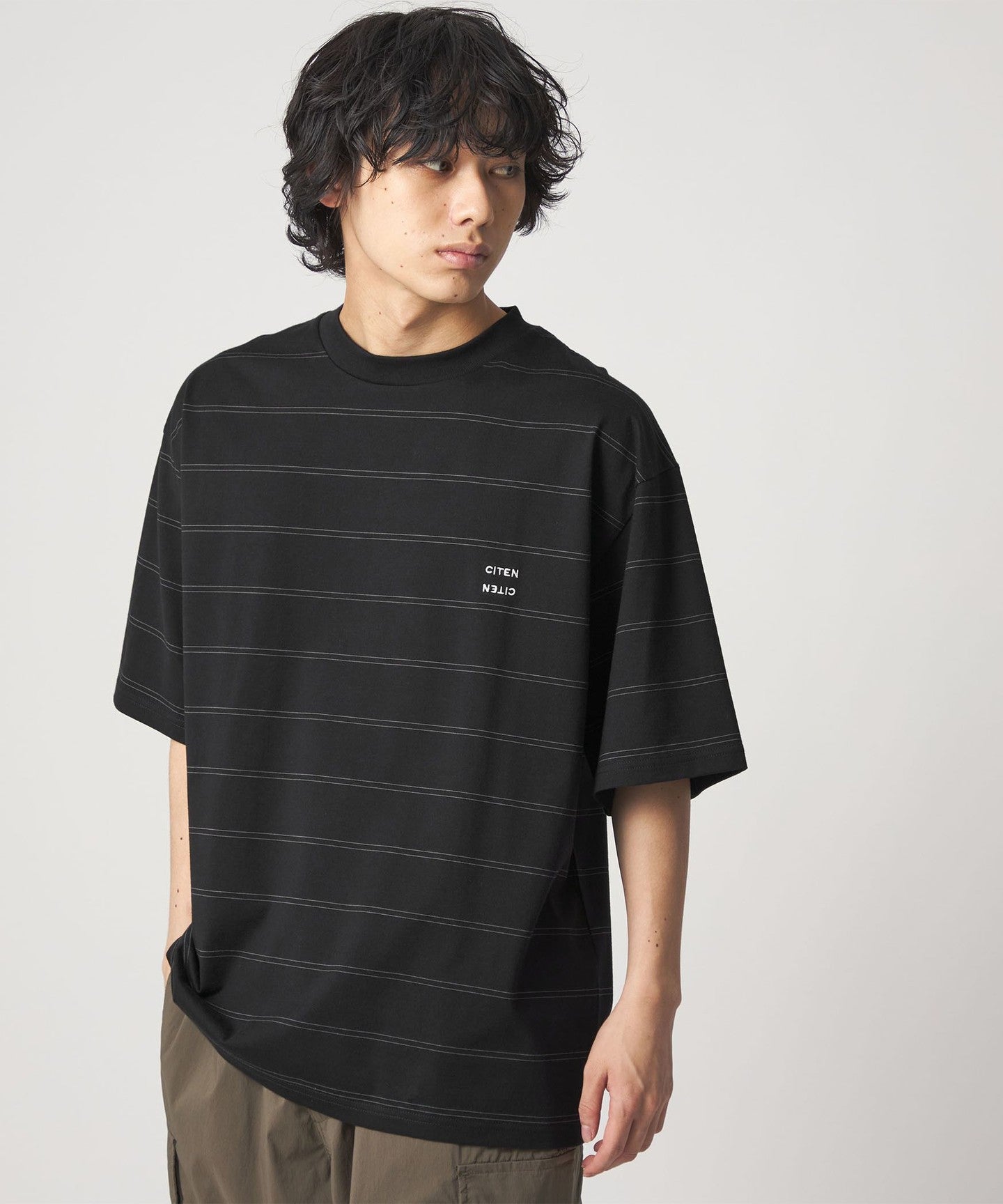 42571000008-09.jpg