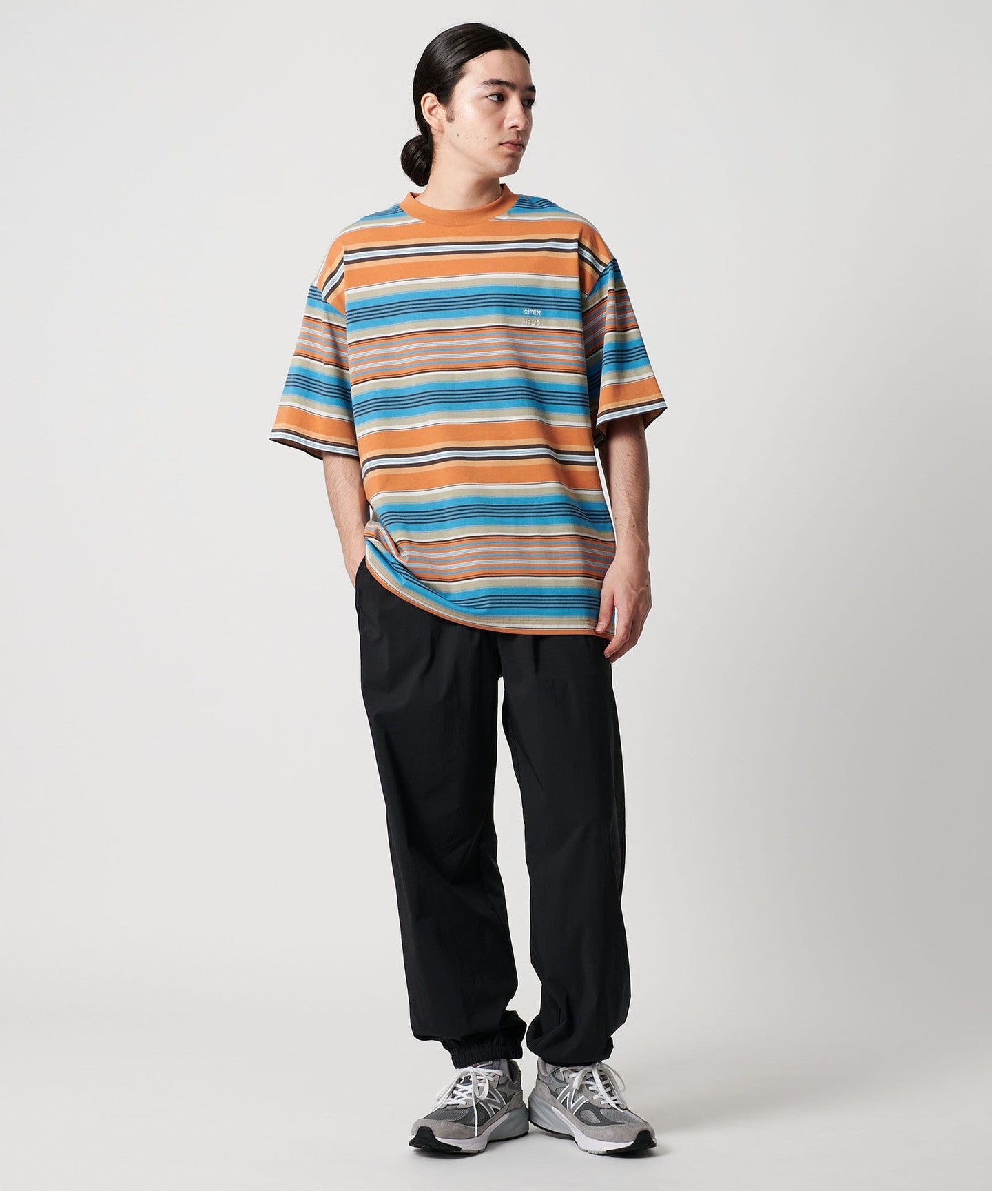 42571990051-d04.jpg