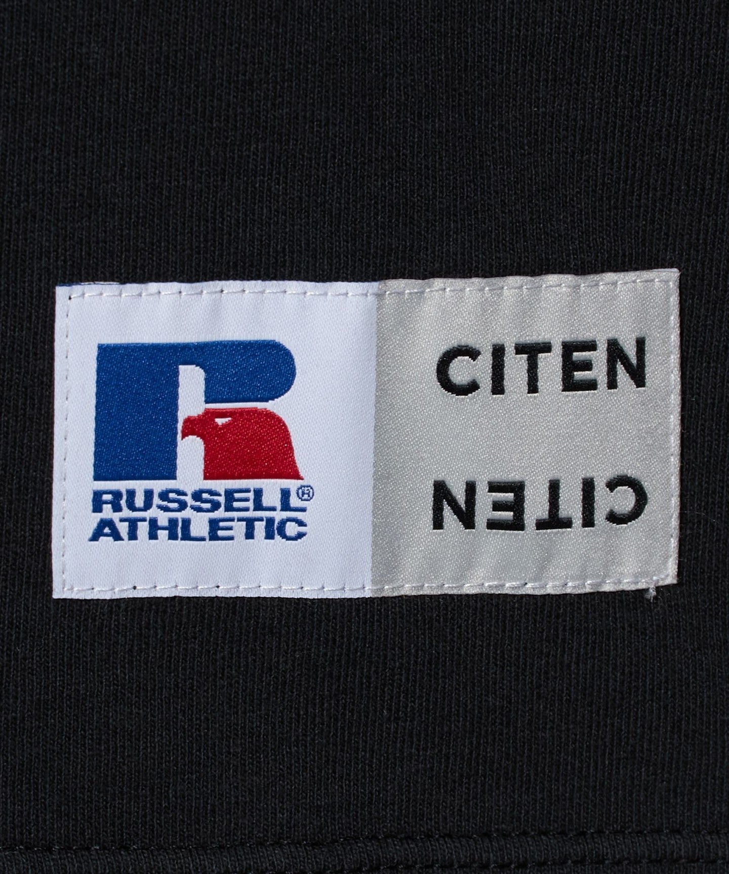 42574000000-d15.jpg