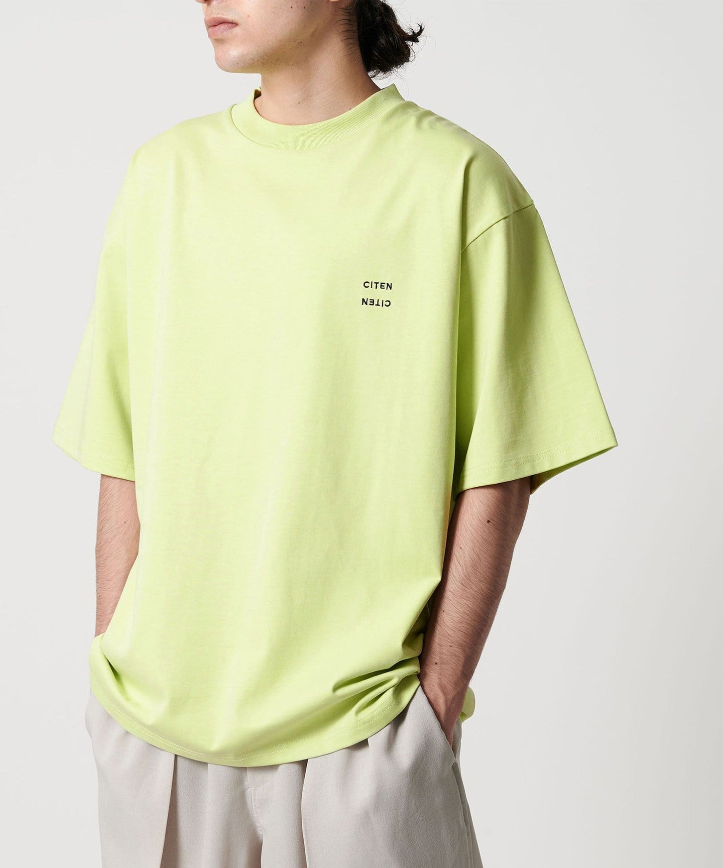 42576990048-55.jpg