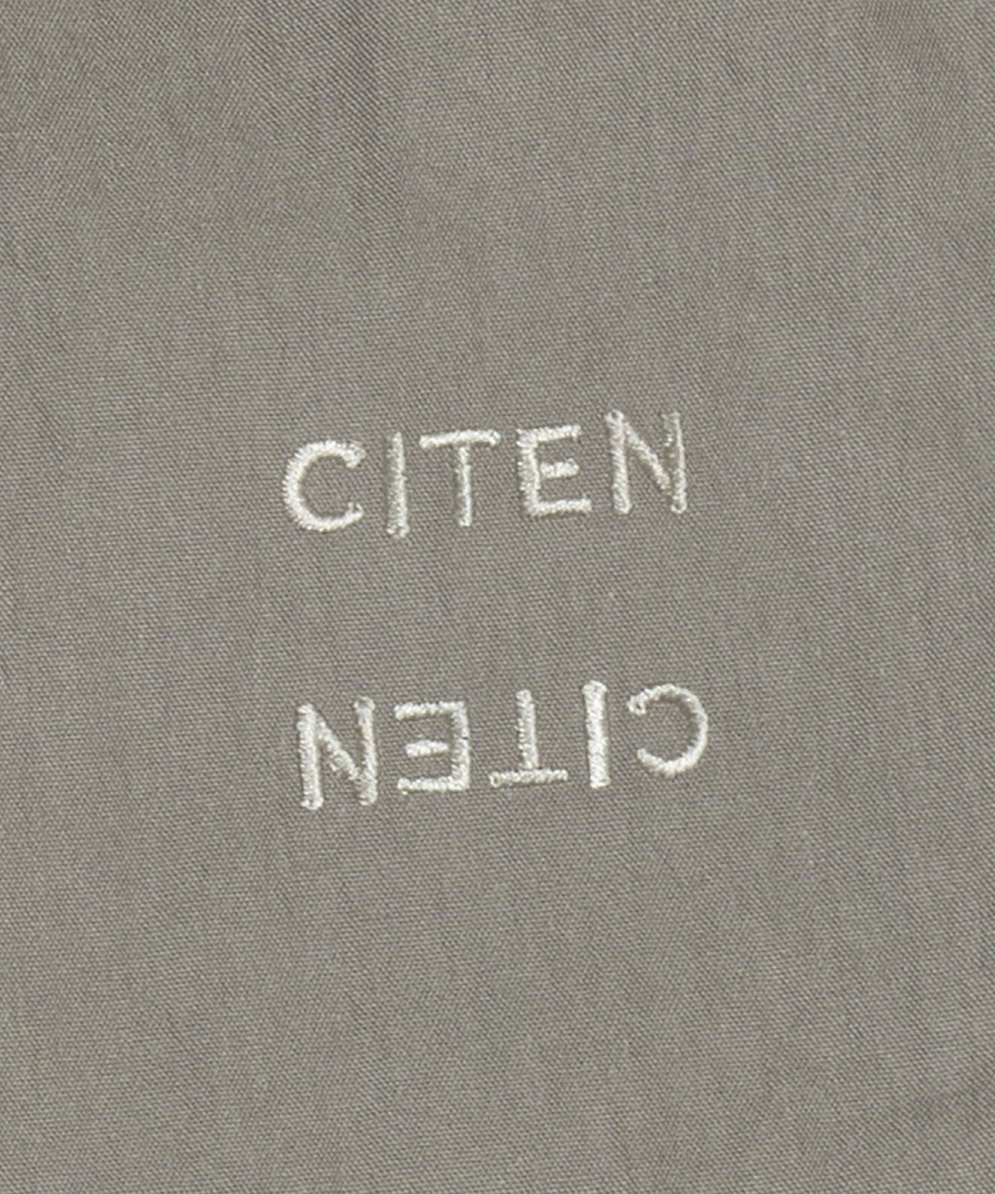 42596990016-d22.jpg