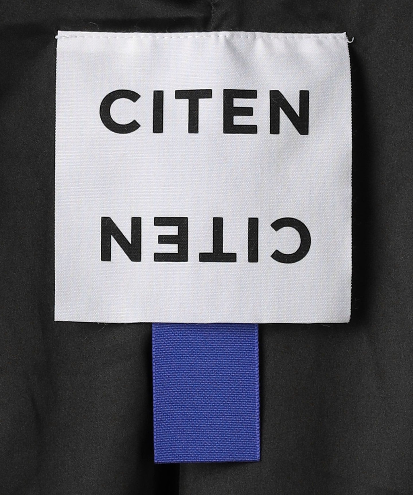 42656990098-d17.jpg