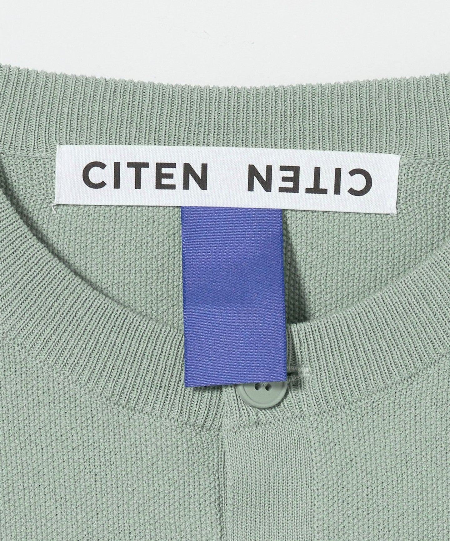 42686990009-d26.jpg