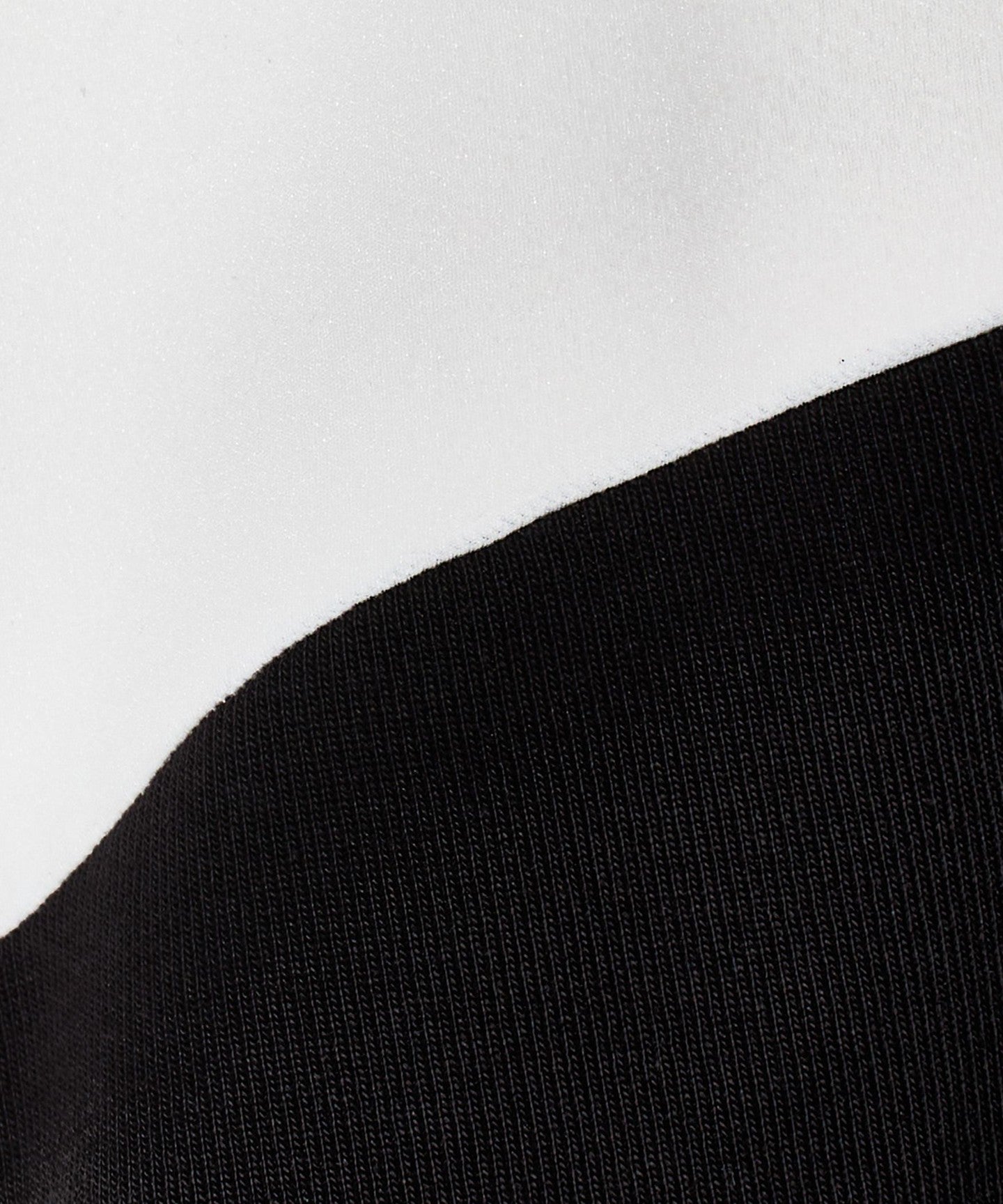 54122710003-d18.jpg