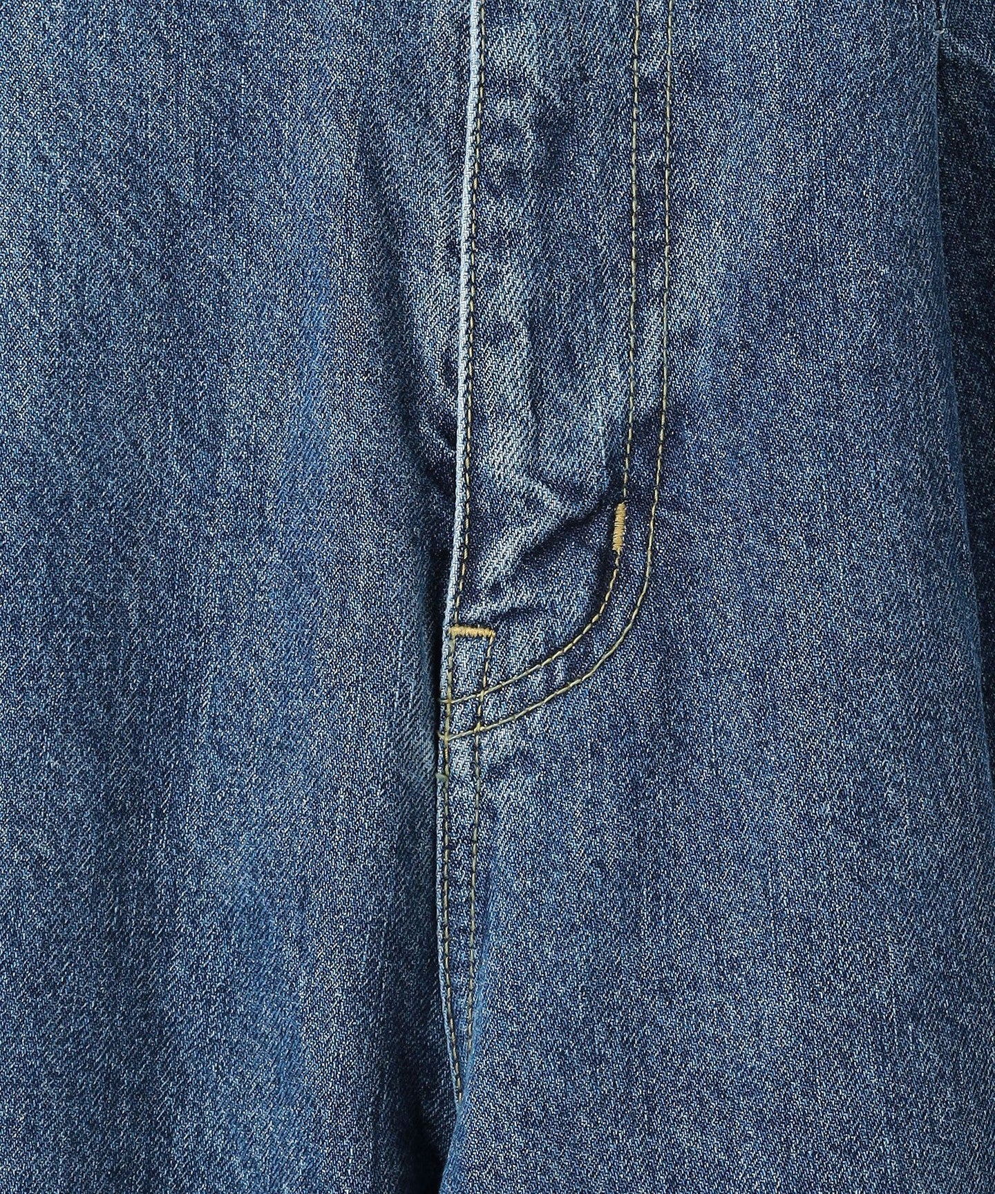 54142990393-d16.jpg
