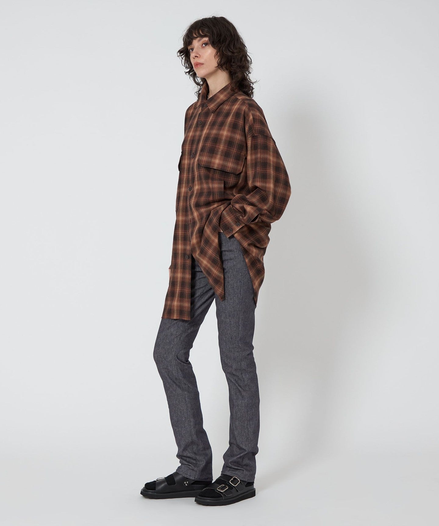 54142990496-d07.jpg