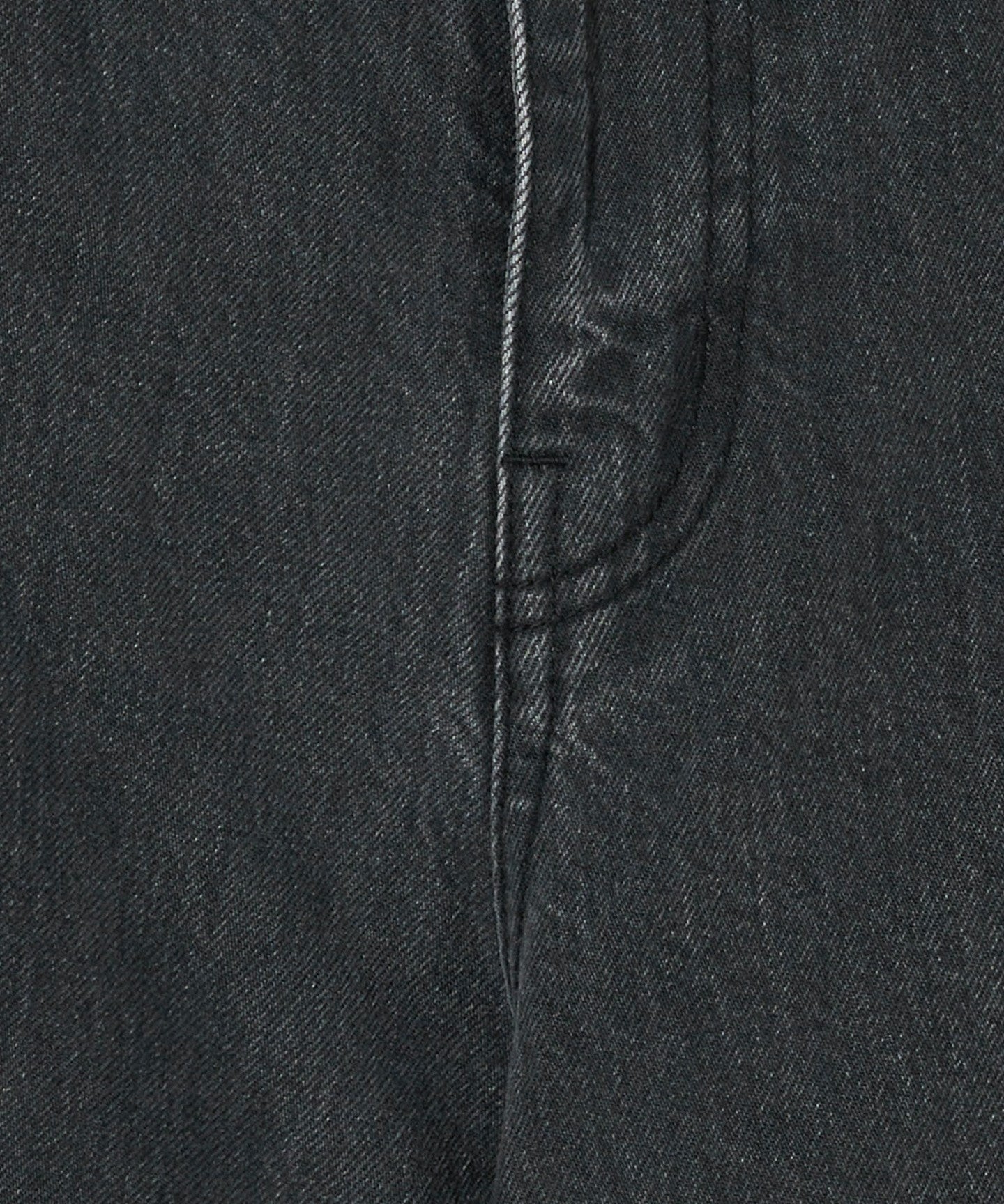 54142990500-d20.jpg