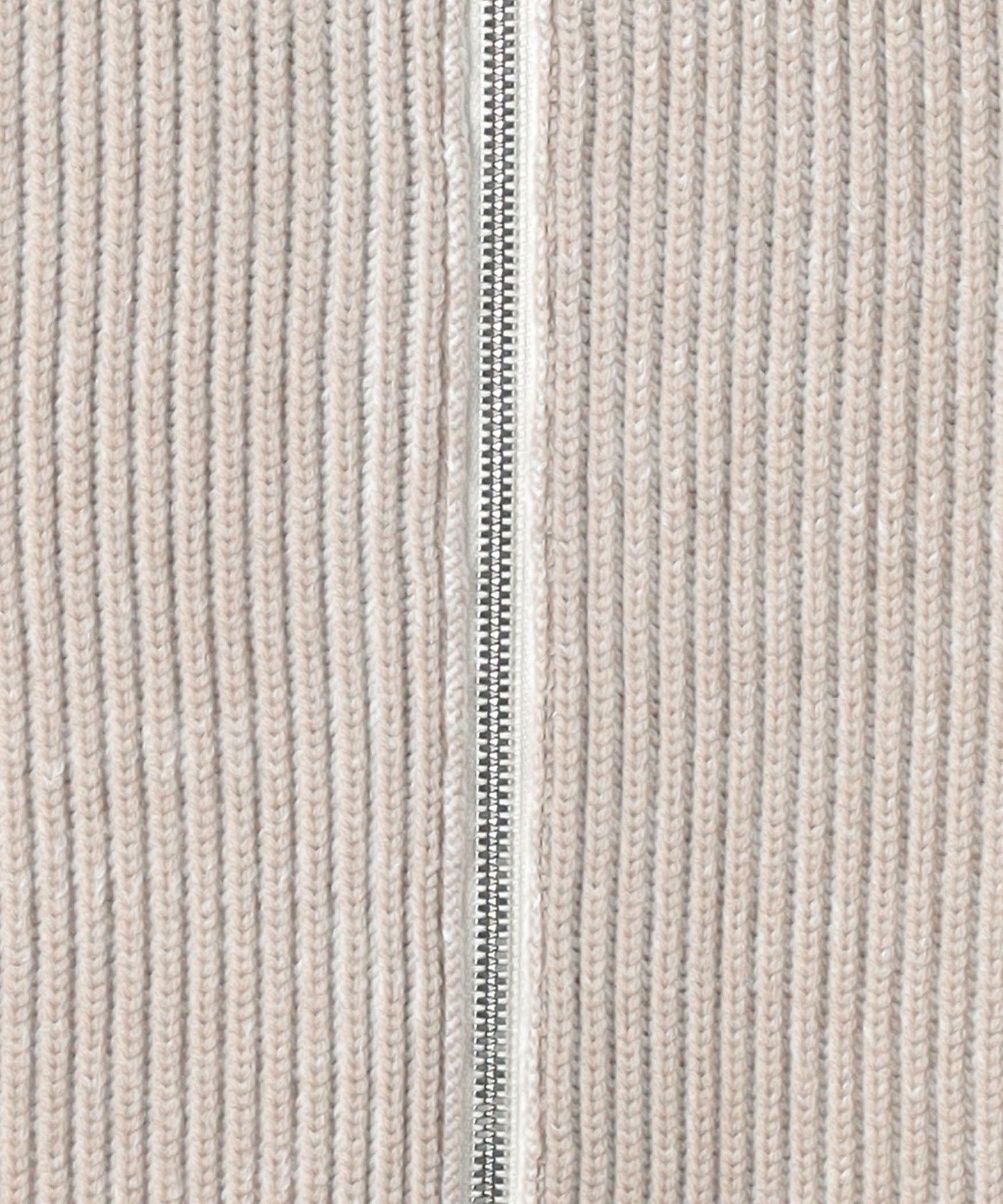 54151050235-d14.jpg