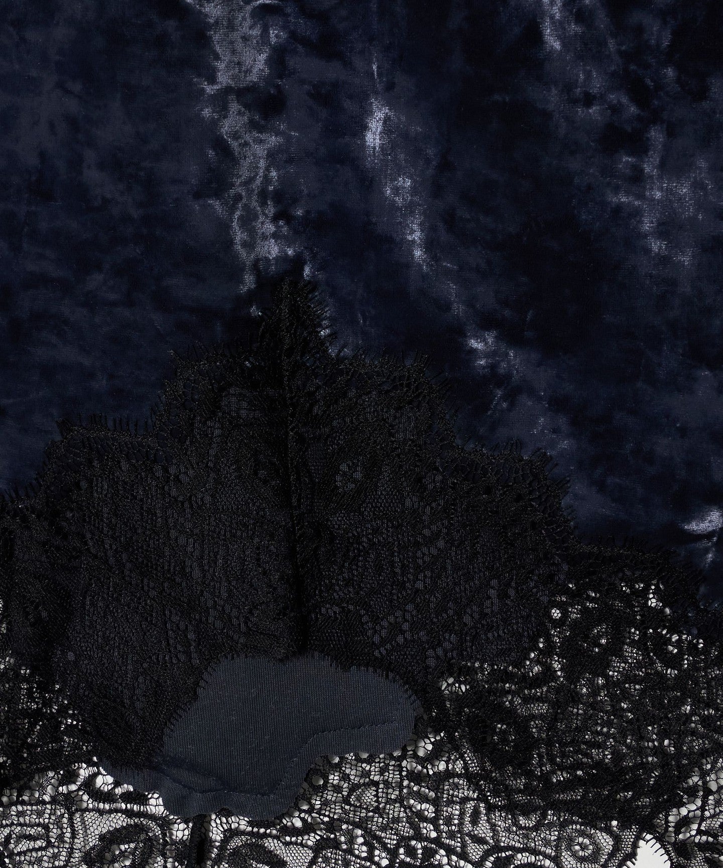 54242710004-d18.jpg