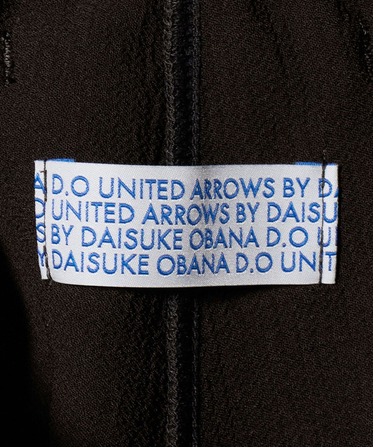 55142800016-d09.jpg