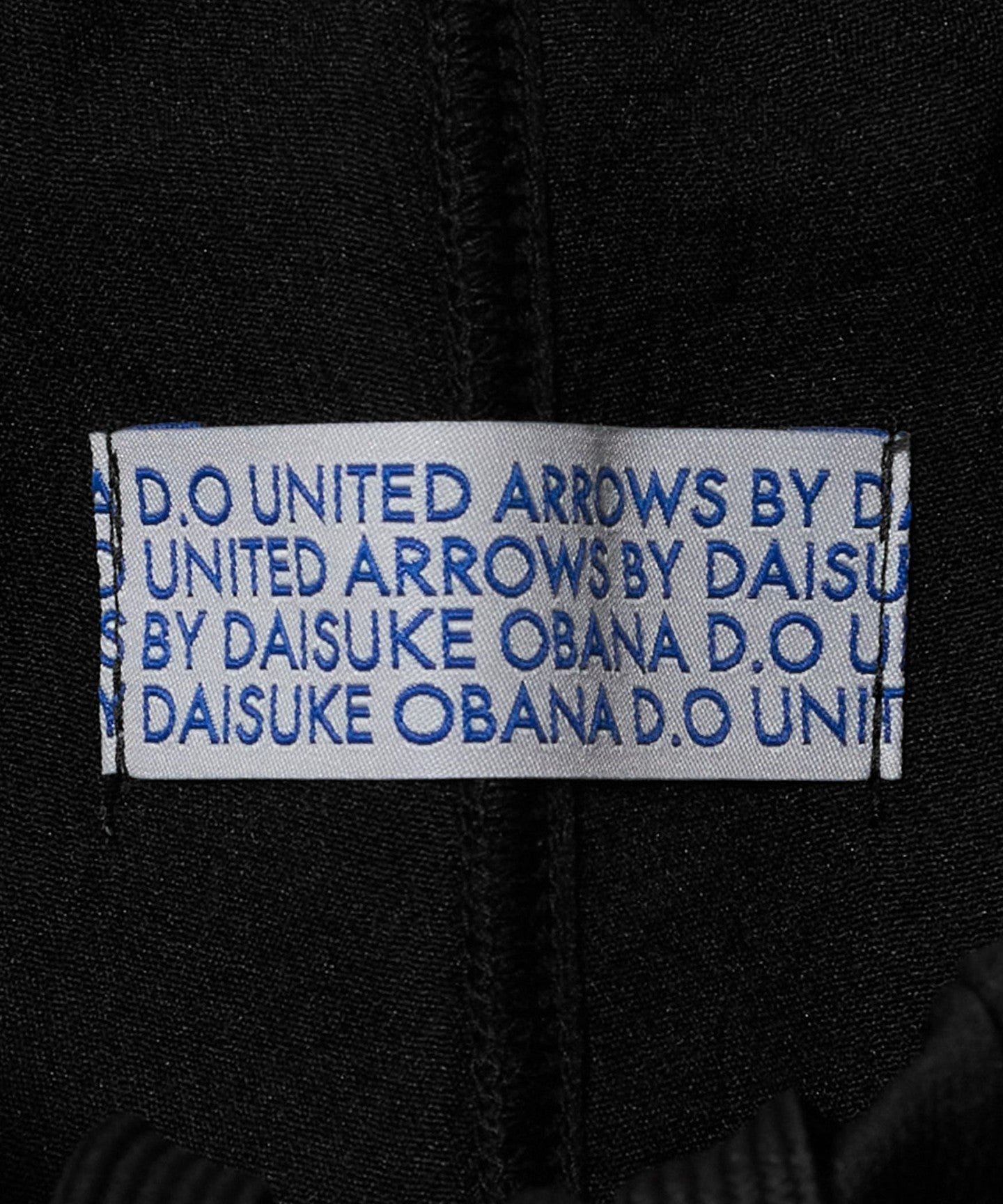55142800034-d16.jpg