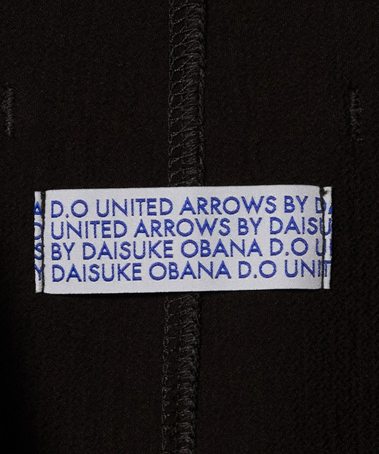 55221390001-d20.jpg