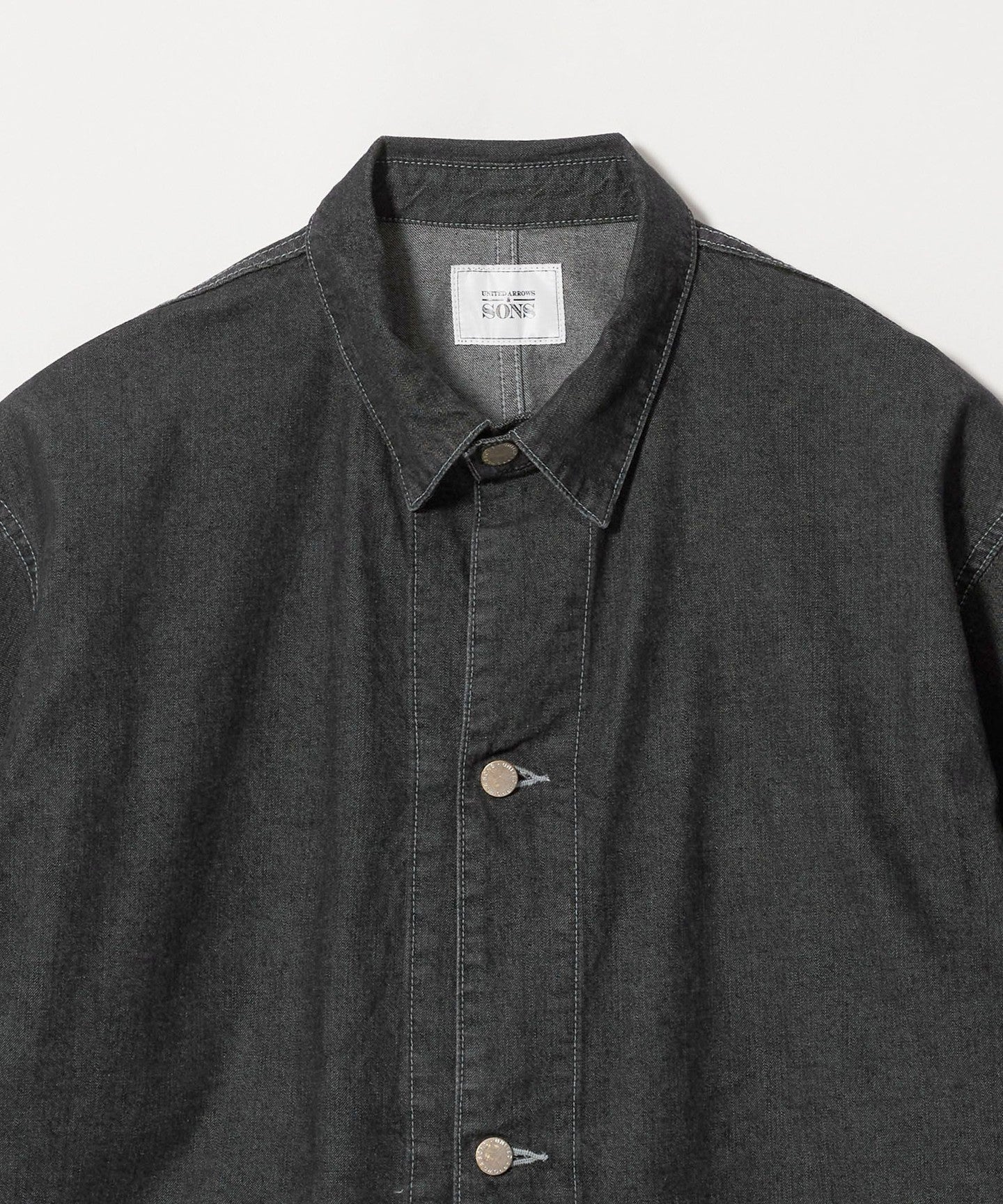 55252520004-d17.jpg